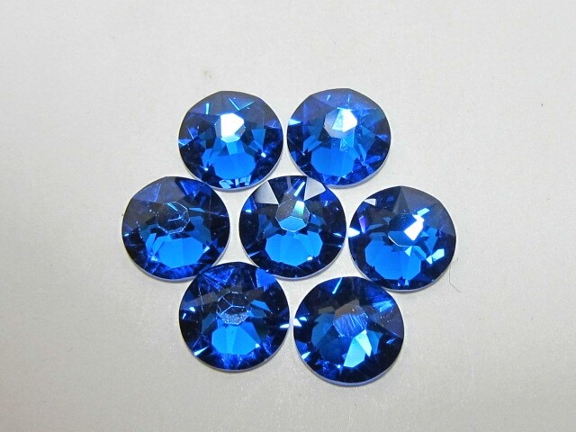12ss CAPRI BLUE (viva) PRECIOSA FLATBACK Rhinestones 1gr.