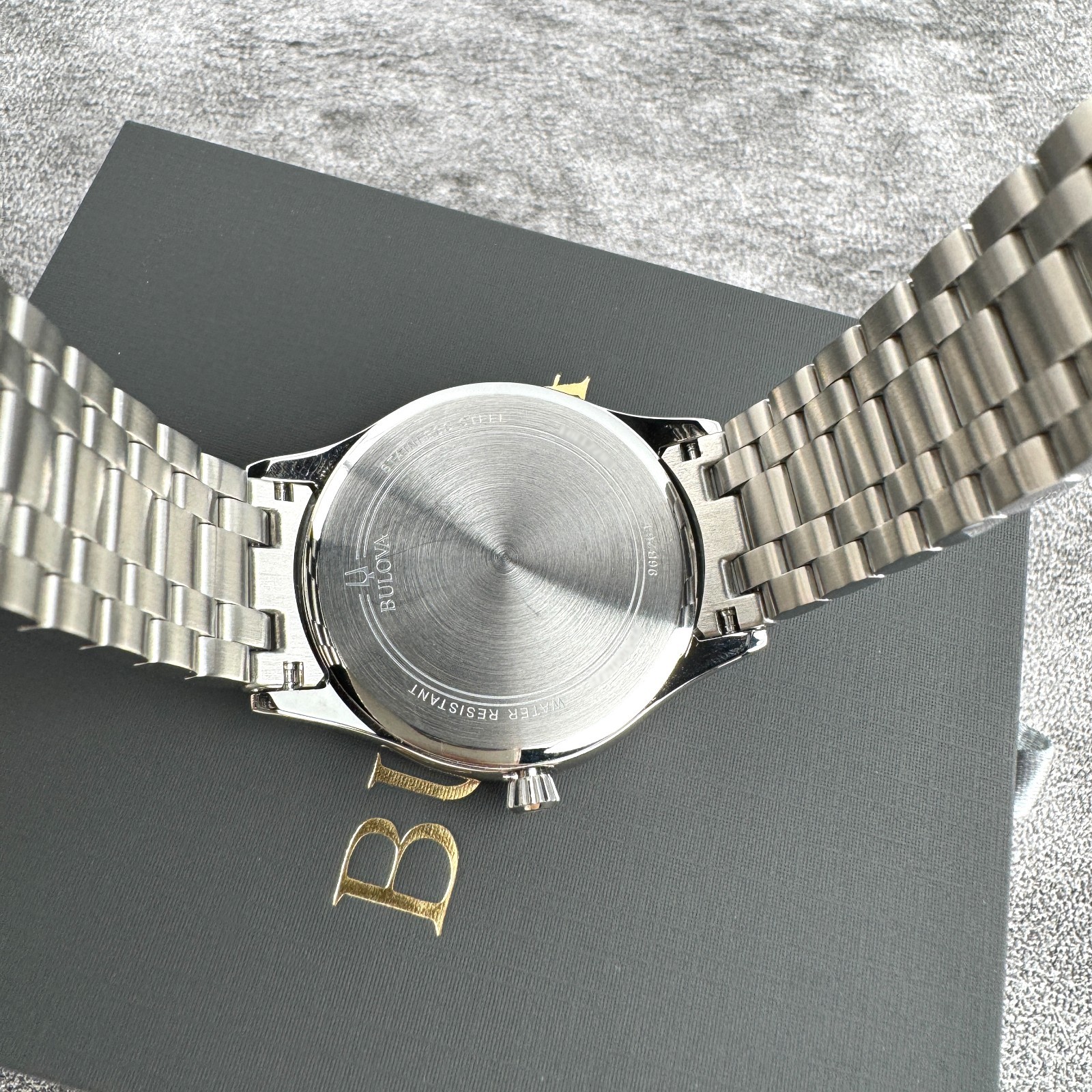 Bulova Classic Collection men Stainless Steel watch Gray Dial Men’s Watch 96B261