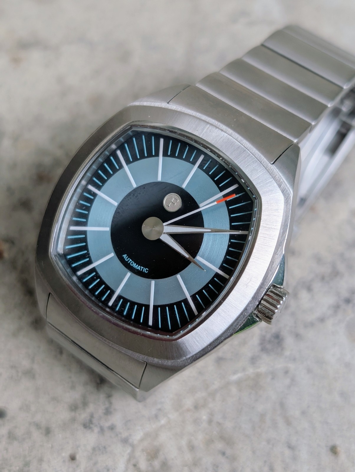 Ferro & Company Time Master 70’s Automatic SS Bracelet Blue/Black Dial Exhb