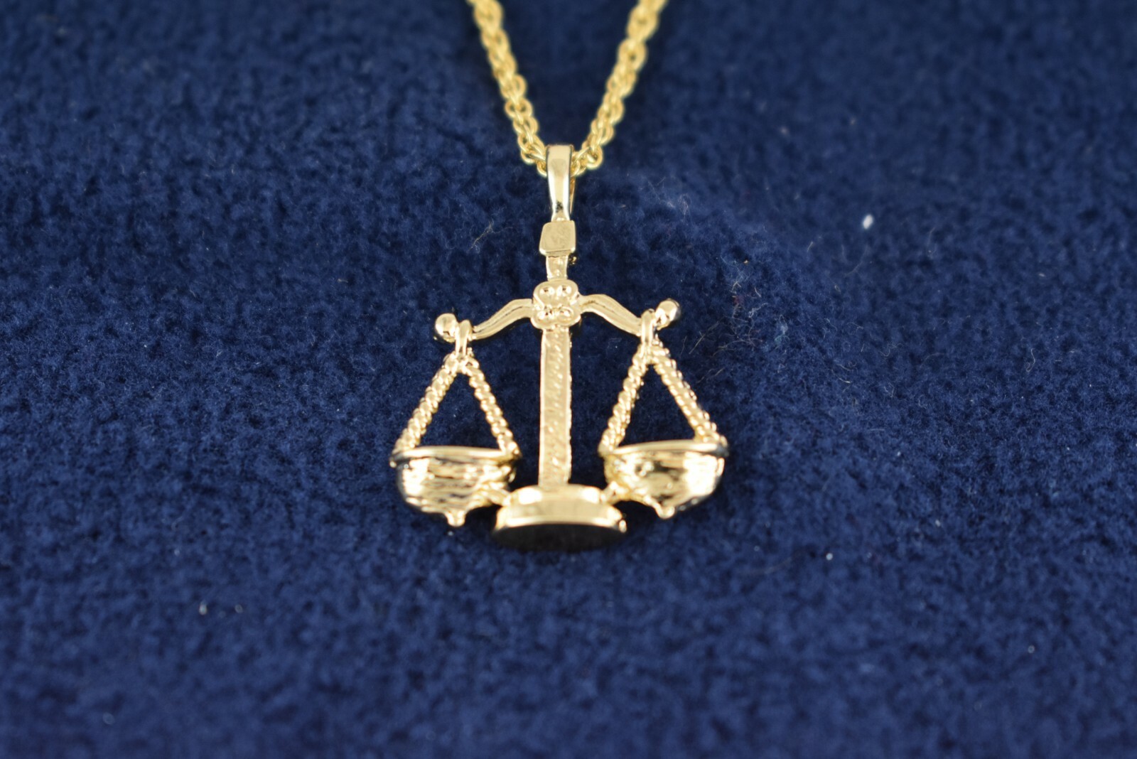 14 KT GOLD PLATED 3D ZODIAC LIBRA CHARM & 14KT GOLD PLATED 16″-30′ ROPE CHAIN