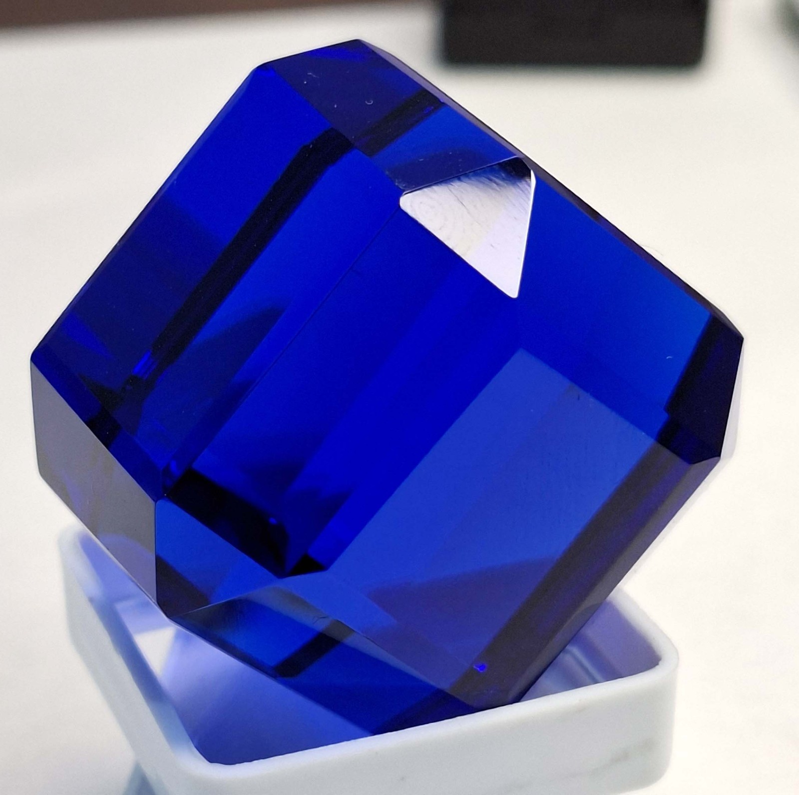Huge Blue Topaz Natural Cube Cut 292-294 Ct Certified Loose Gemstone RK1094