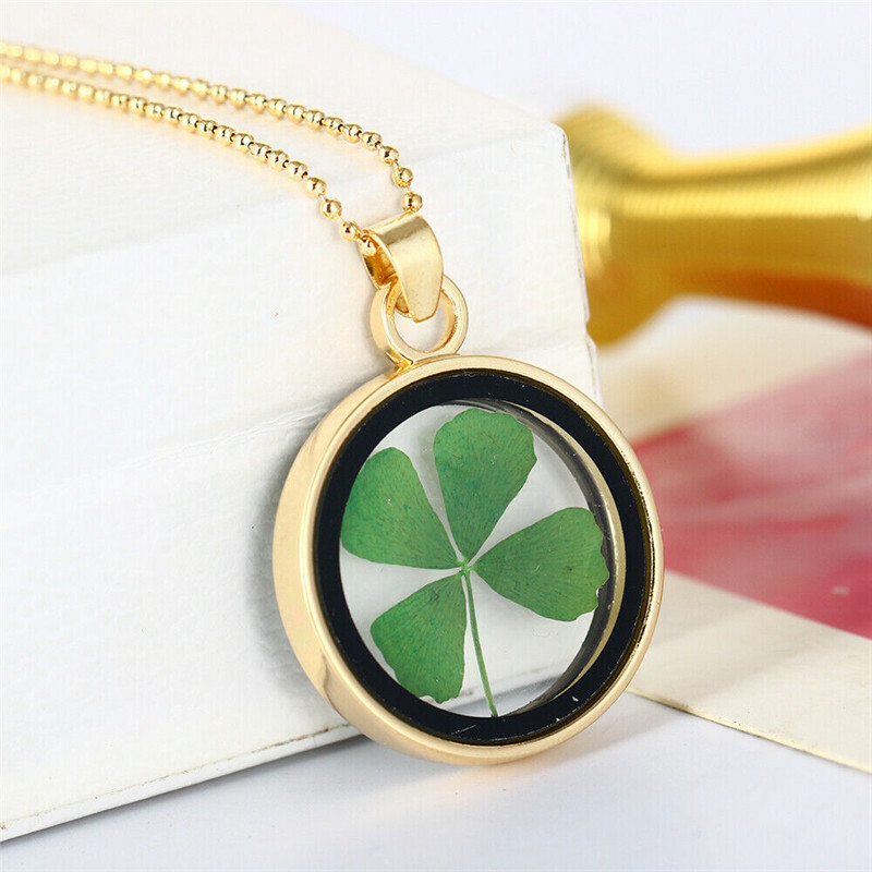 Natural Real Dried Clover Flower Clear Resin Locket Pendant Necklace Four-Leaf