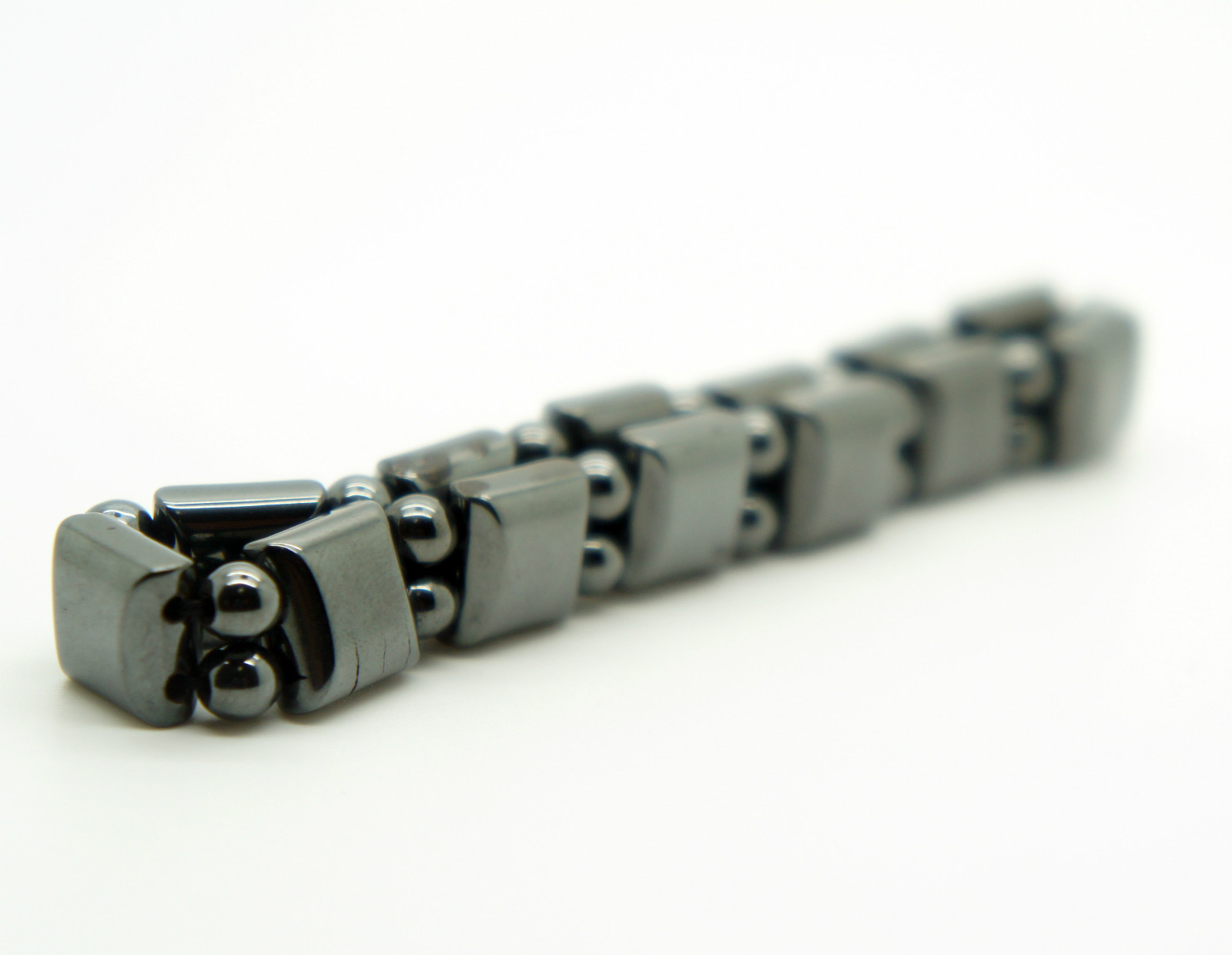 Magnetic Hematite Bracelet Pain Relief Energy Powerfull Elastic G4