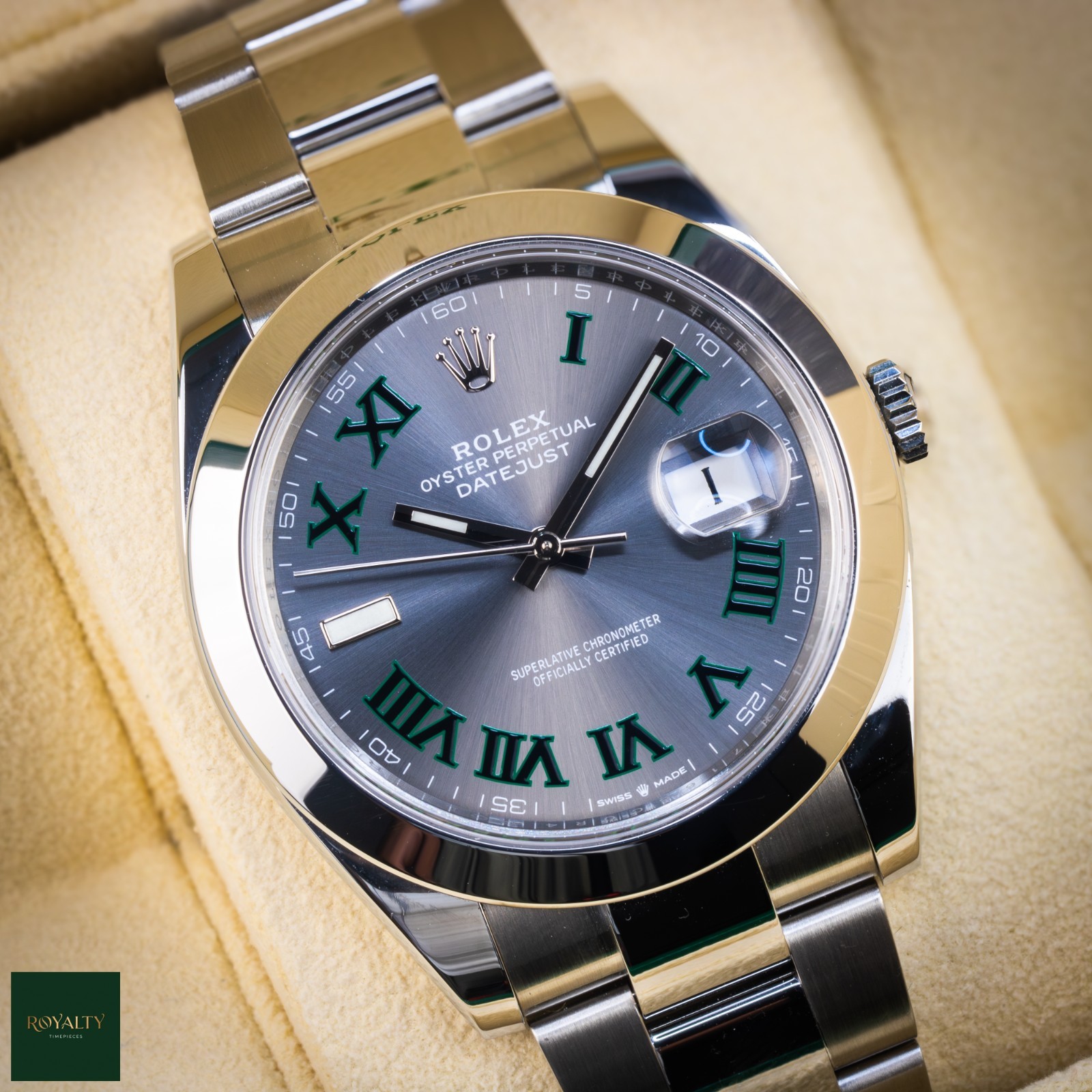 Rolex Datejust 41 126300 Wimbledon Dial Smooth Bezel Oyster 2023 Box & Papers
