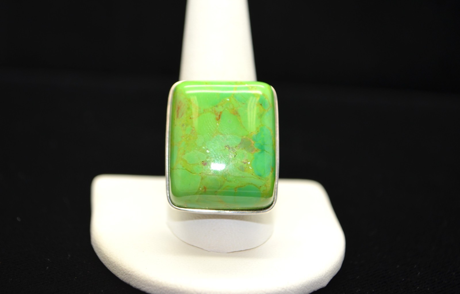 Sterling Silver Gorgeous Large Rectangular Green Stone Ring SZ 12.0 #FMG239