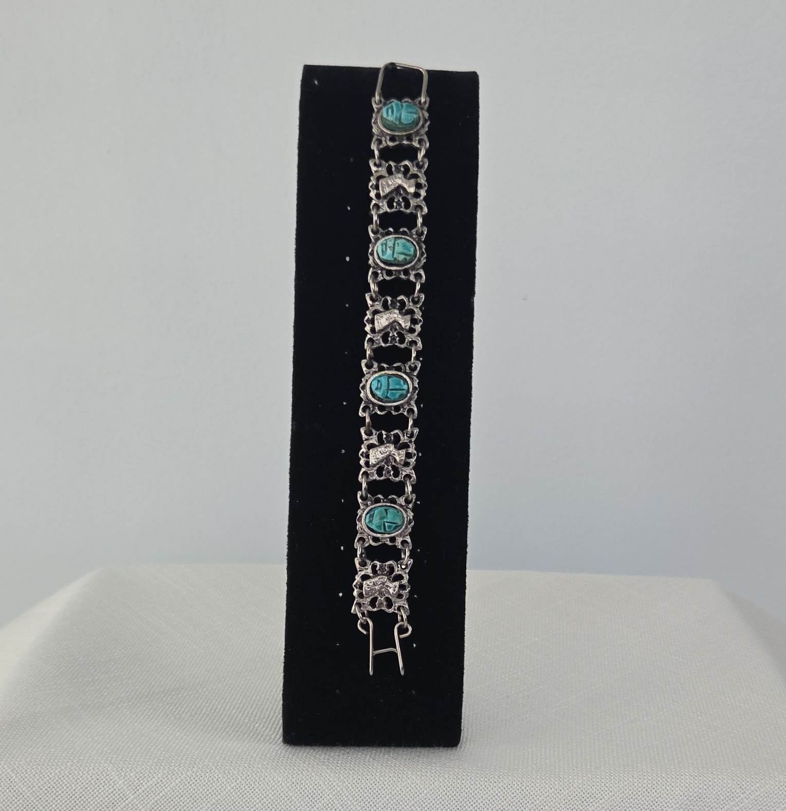 Vintage Egyptian Bracelet Oval Bezel Turquoise 5-Stone Hook Closure. 8 in long