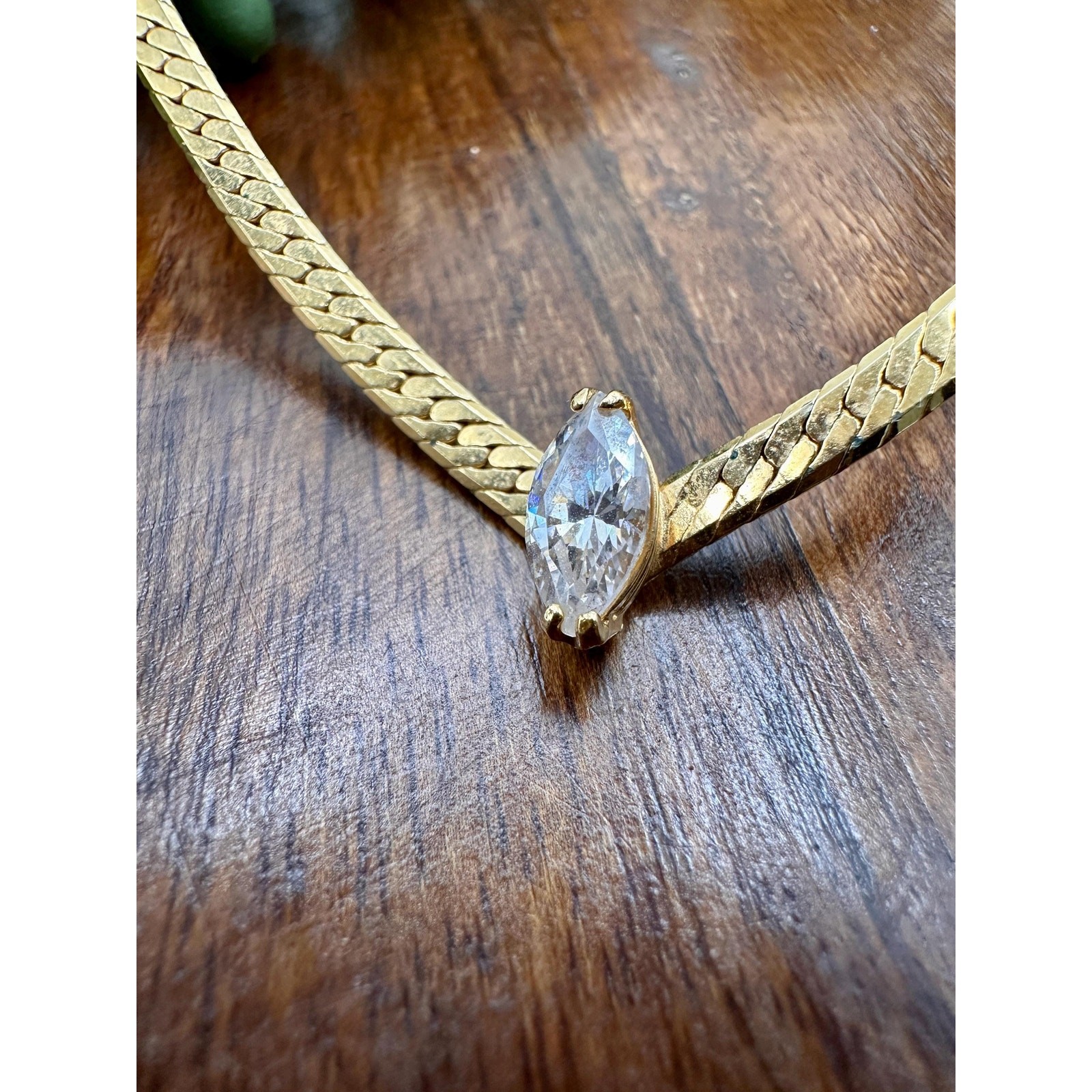 Gold Tone Herringbone | Marquise Cut Glass Pendant | Vintage Necklace
