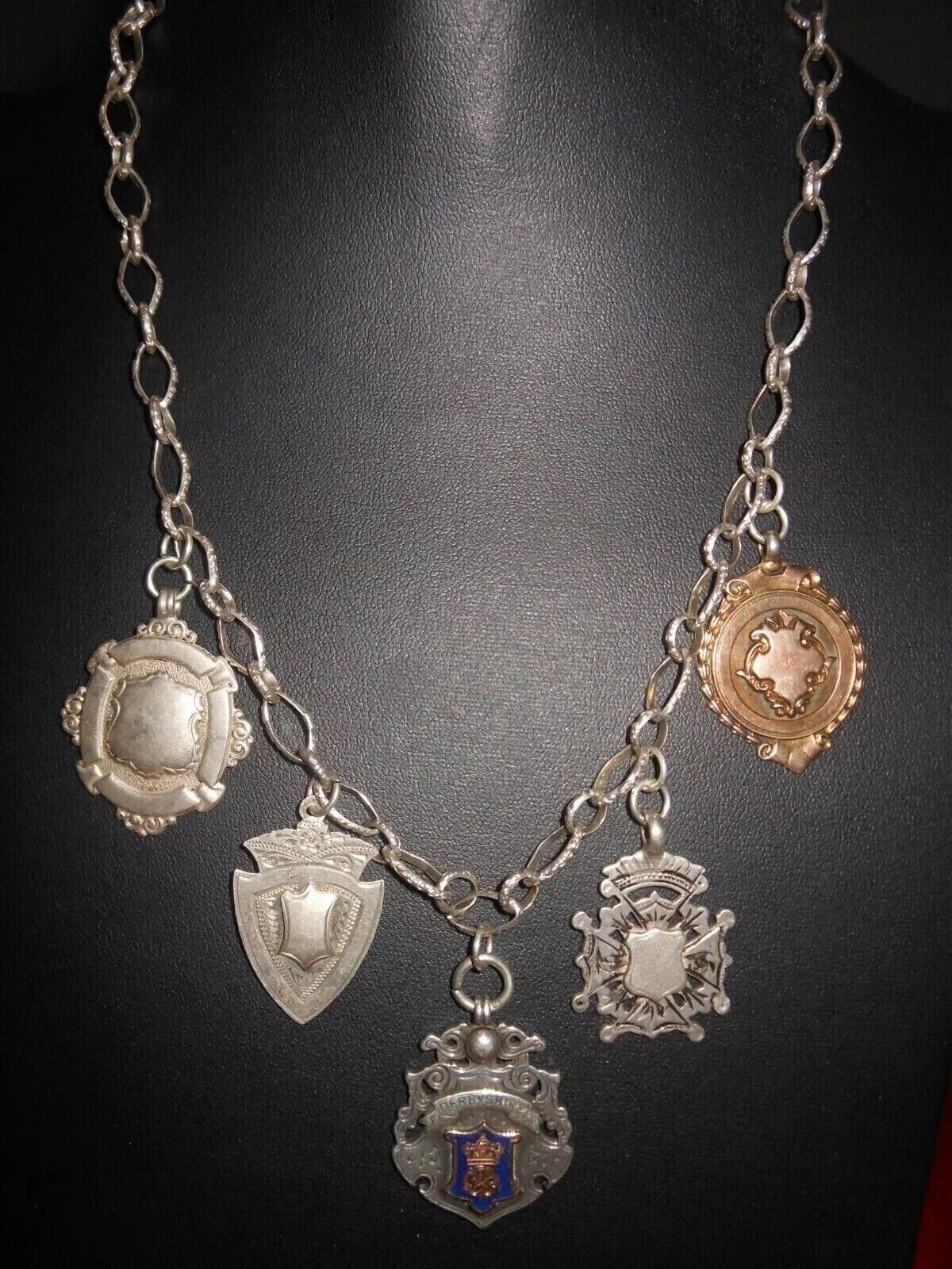 UNOAERRE Sterling Silver Necklace with English Sterling Medals