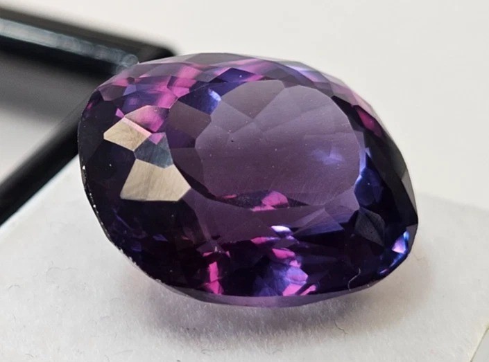 Sparkling Alexandrite Cushion Cut 21-23 Ct For Jewelry Making EGL Loose Gemstone