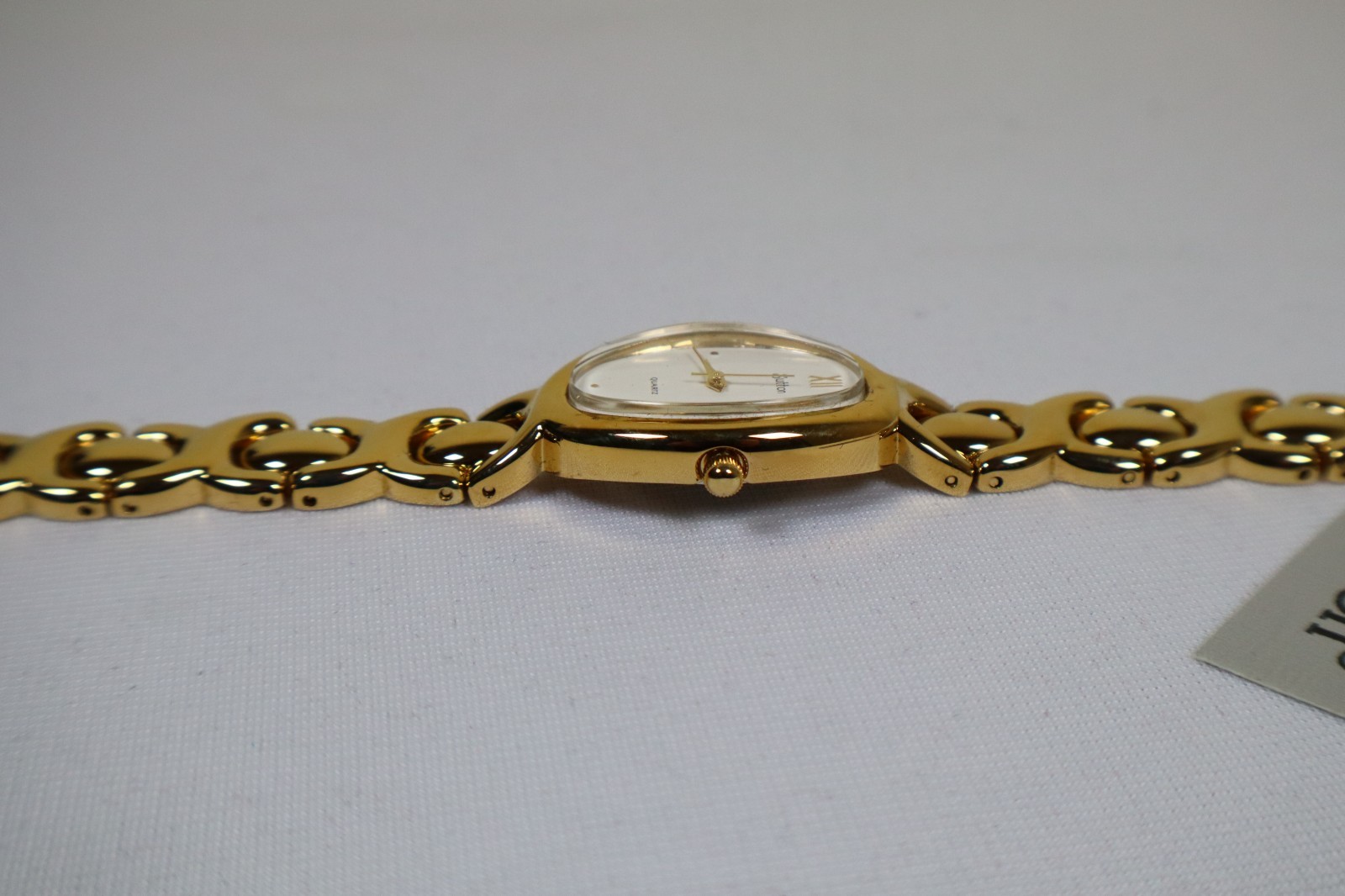 Sutton Quartz Watch Gold Tone Oval Face NIB Needs New Battery ONE YEAR WARRANTY