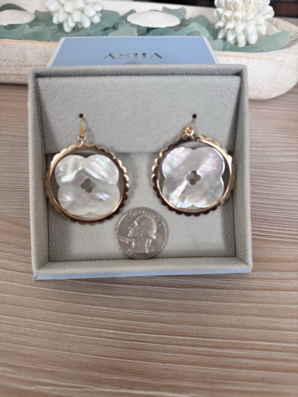 Asha Ashley McCormick Earrings Mother of Pearl Gold Tone With Box