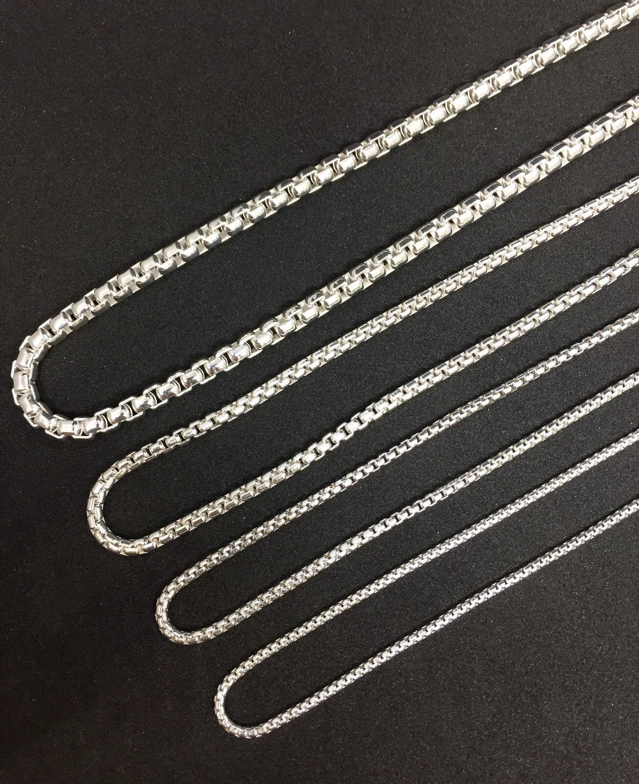 925 Sterling Silver Round box chains Men’s women’s Necklace 2.5mm-5mm 16″- 30″