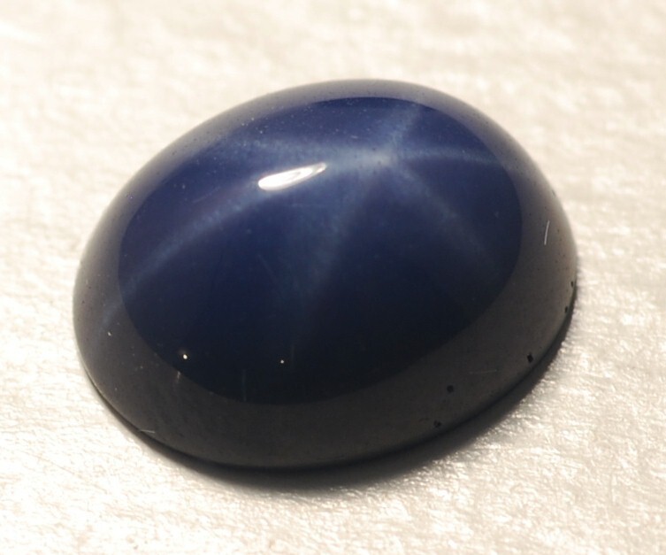 Cornflower Blue, 12 x 10 mm oval, Linde Star Sapphire – 6.5 carats,