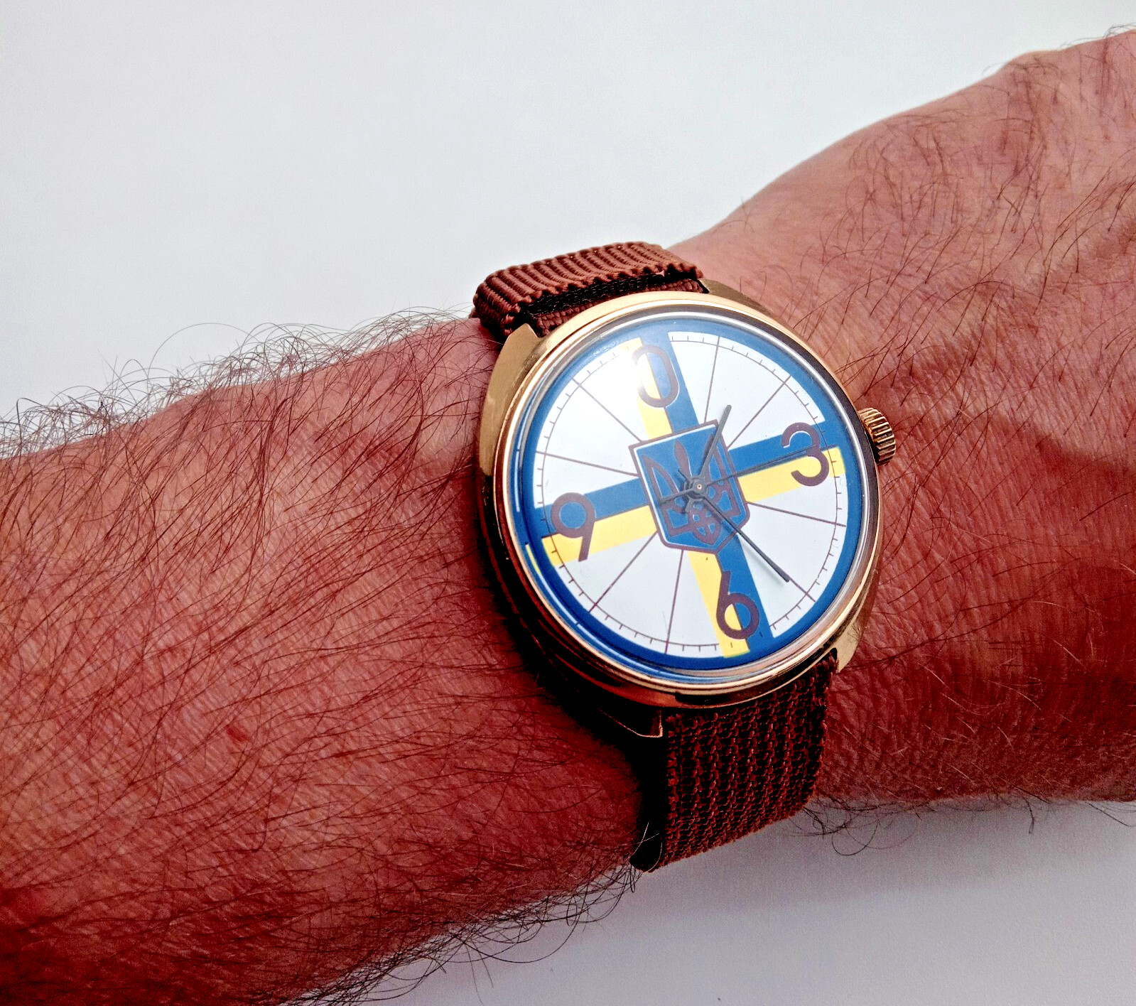 Vintage Soviet men’s mechanical watch “Raketa Big Zero.” 19 jewels. Running.