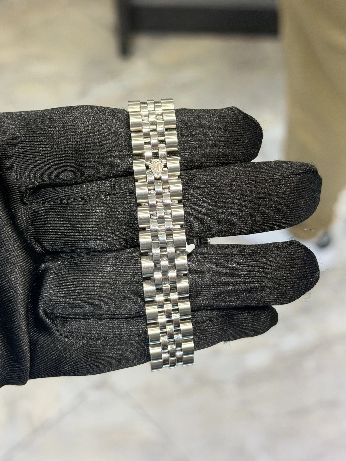 Rolex Datejust Lady Black Roman Dial on Jubilee 179174 Complete 2011