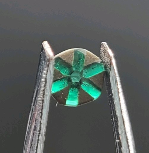 EXTREMELY RARE Tripache Emerald From Colombia 0.26 ct with unique spokes