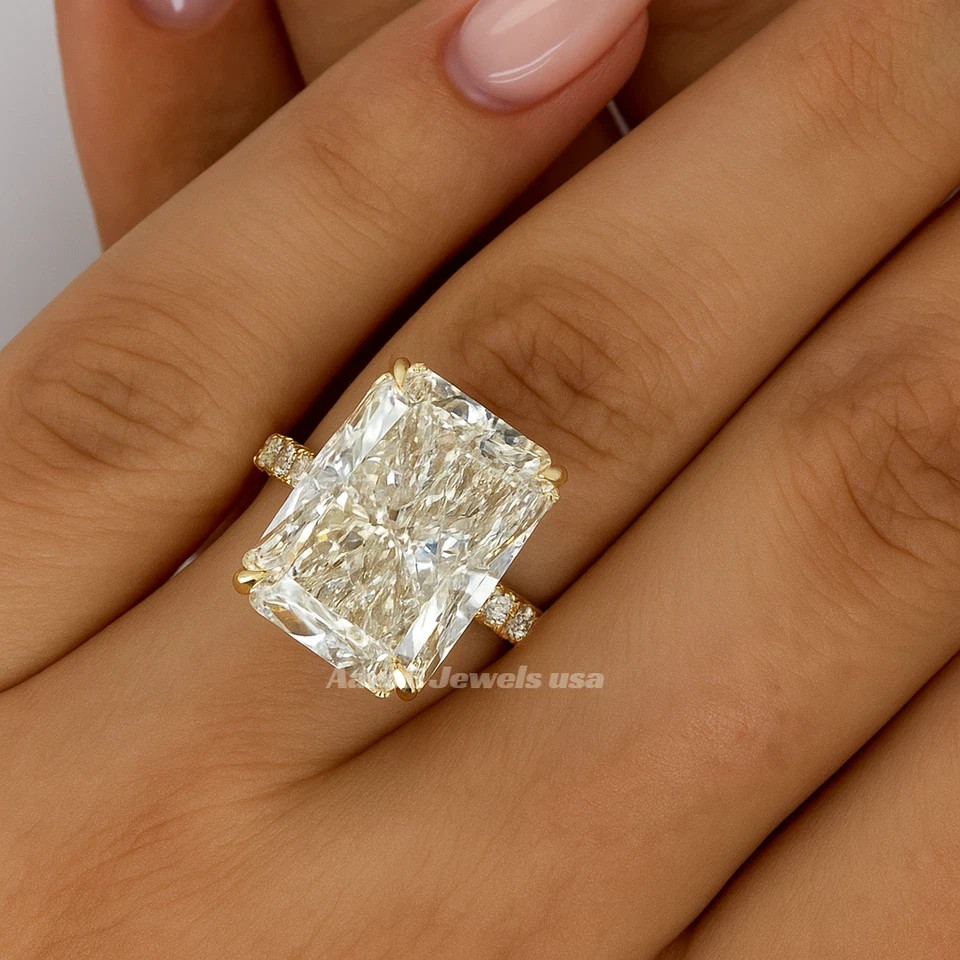 4.7 Ct Radiant Cut IGI Certified 14k Yellow Gold Diamond Ring Lab Grown VVS E F