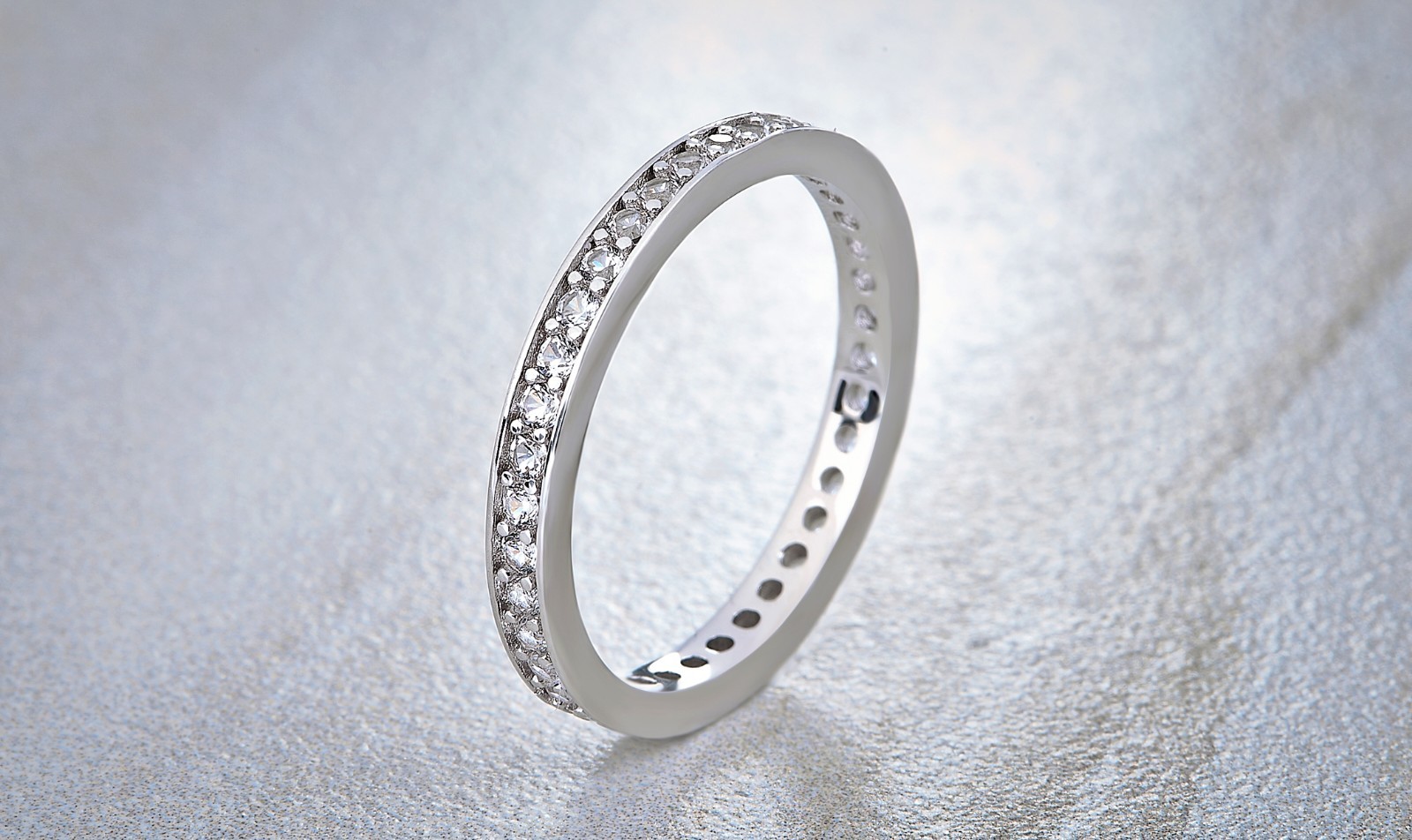 Rhodium Plated 1.00 CTW Lab-Created White Sapphire Band for Women