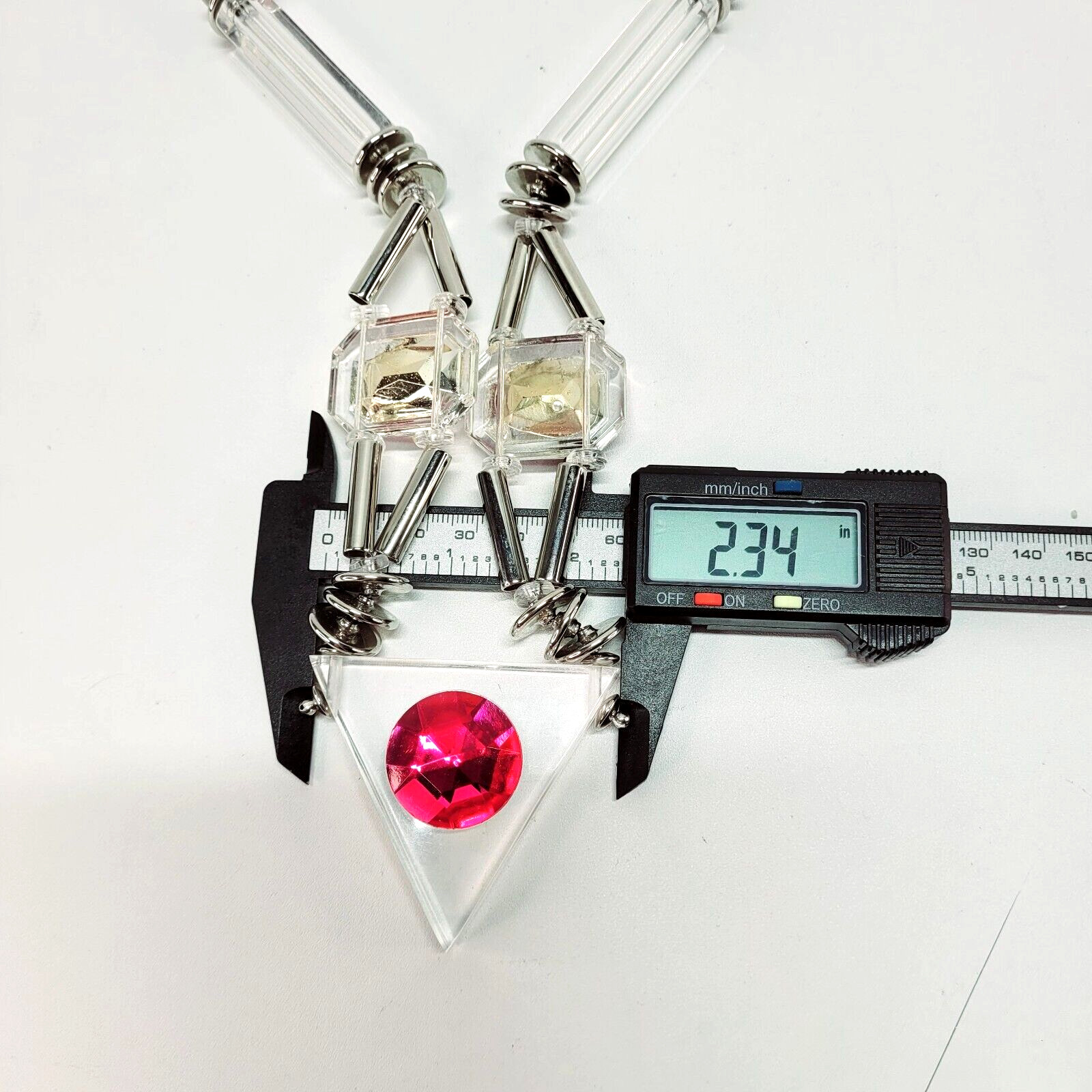 Acrylic Lucite Maximalist 80s Necklace 24″ Fuschia Silver Triangle Art To Wear