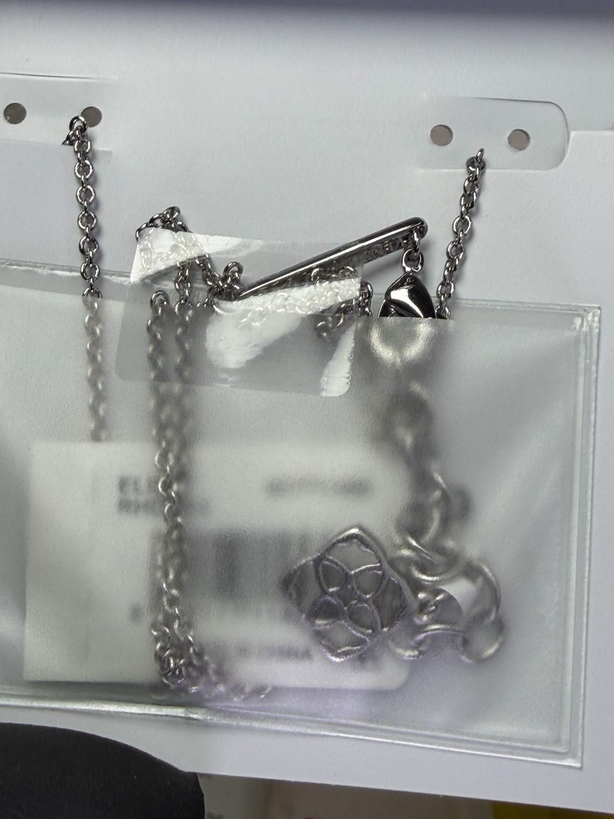 Kendra Scott Silver Tone Cable Chain Necklace w/ Oval Gray Prong Pendant