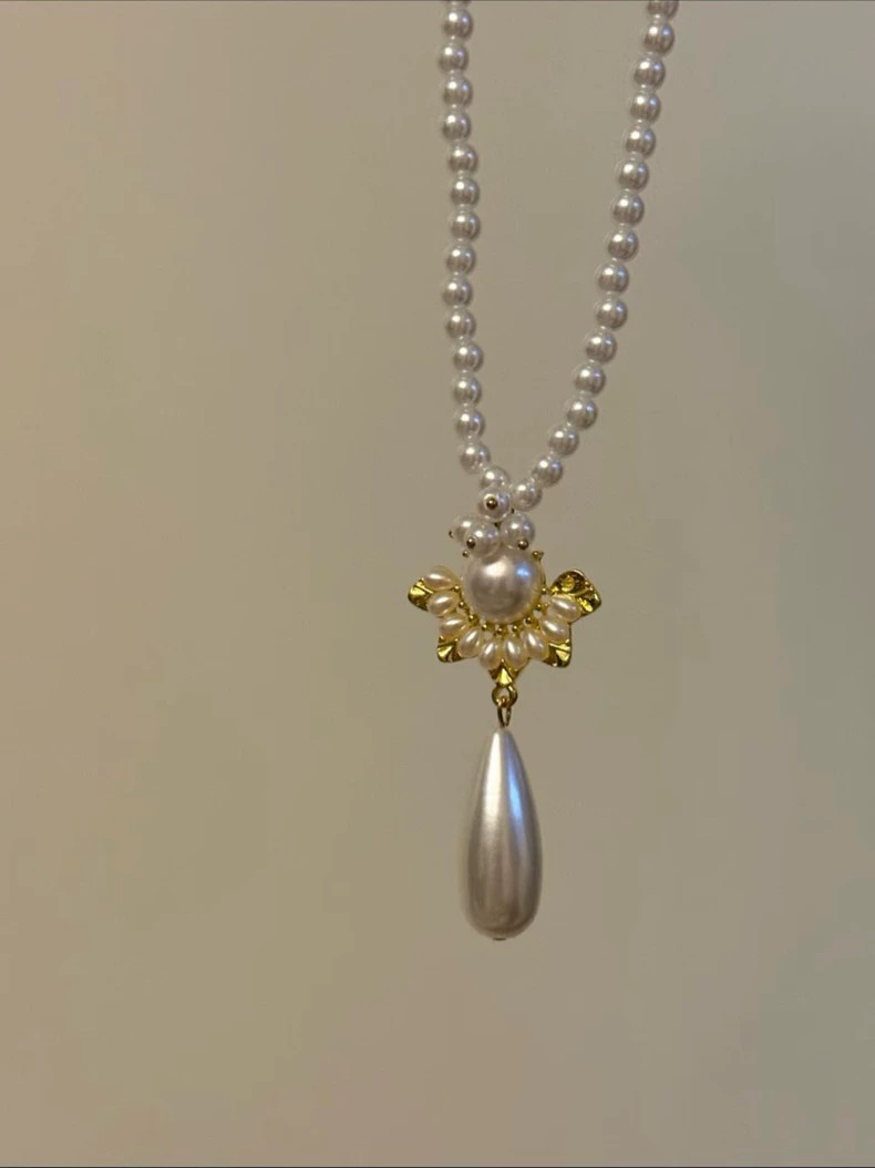 Pearl Necklace and Earring Set