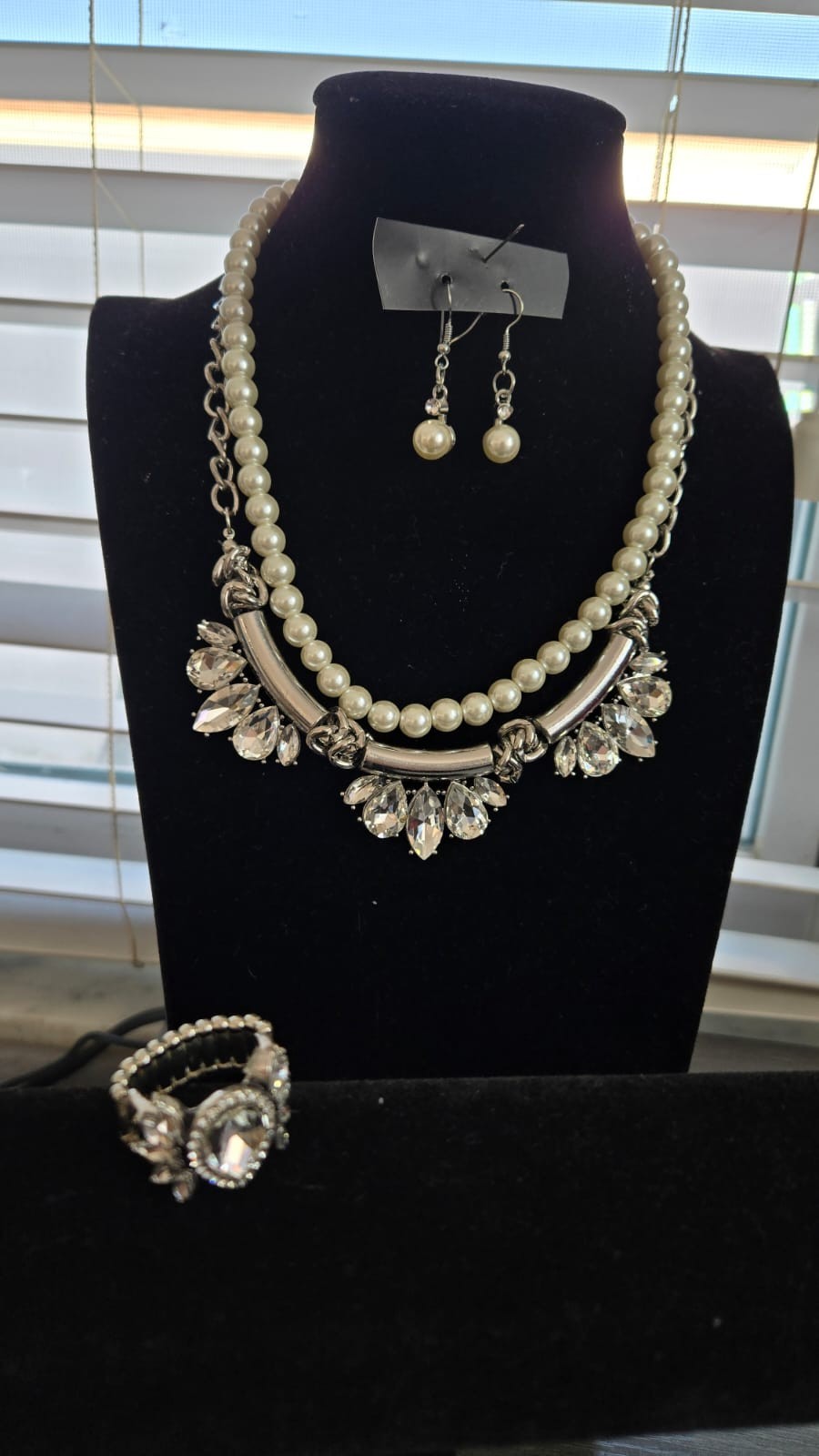 Luxury Elegant Necklace Set – Timeless Beauty for Every Special Occasion