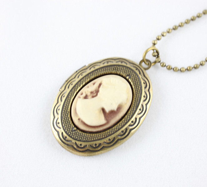 Brown Lady Cameo Locket Pendant Necklace