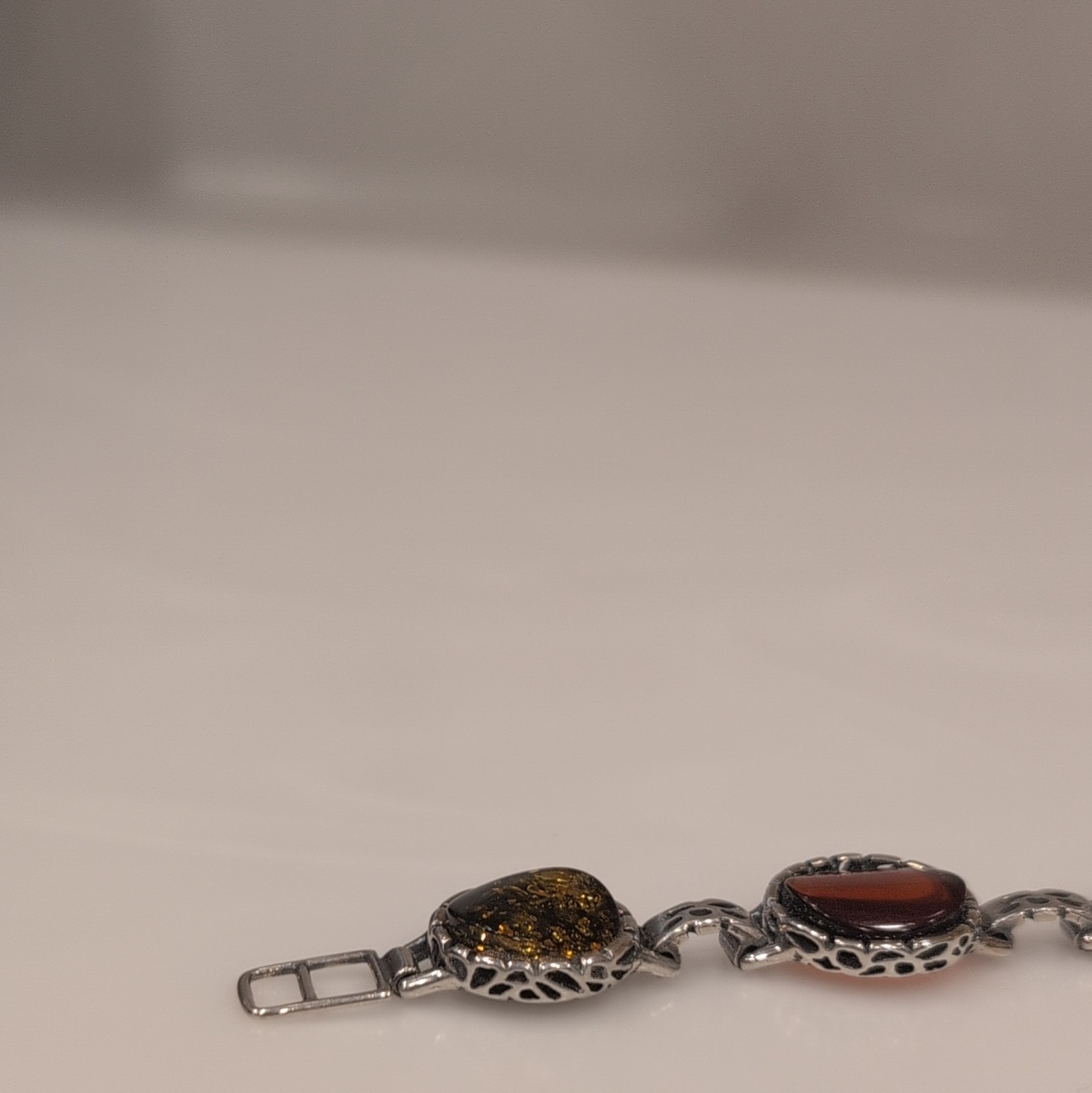 925 Sterling Silver Link Bracelet Oval Cabochon Bezel Red Stones 8 in