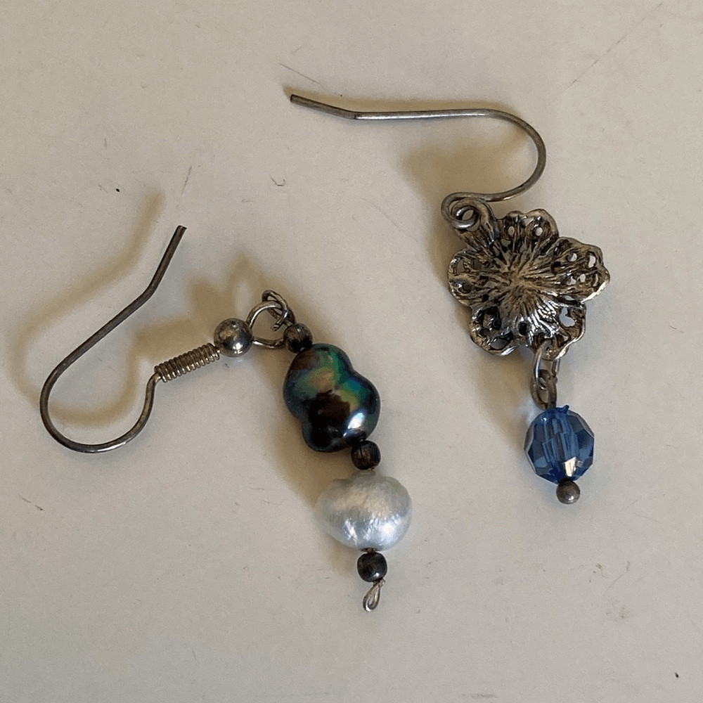 Lot of 8 Single Earrings- none match! 14K Gold 925 Silver and Mixed Materials