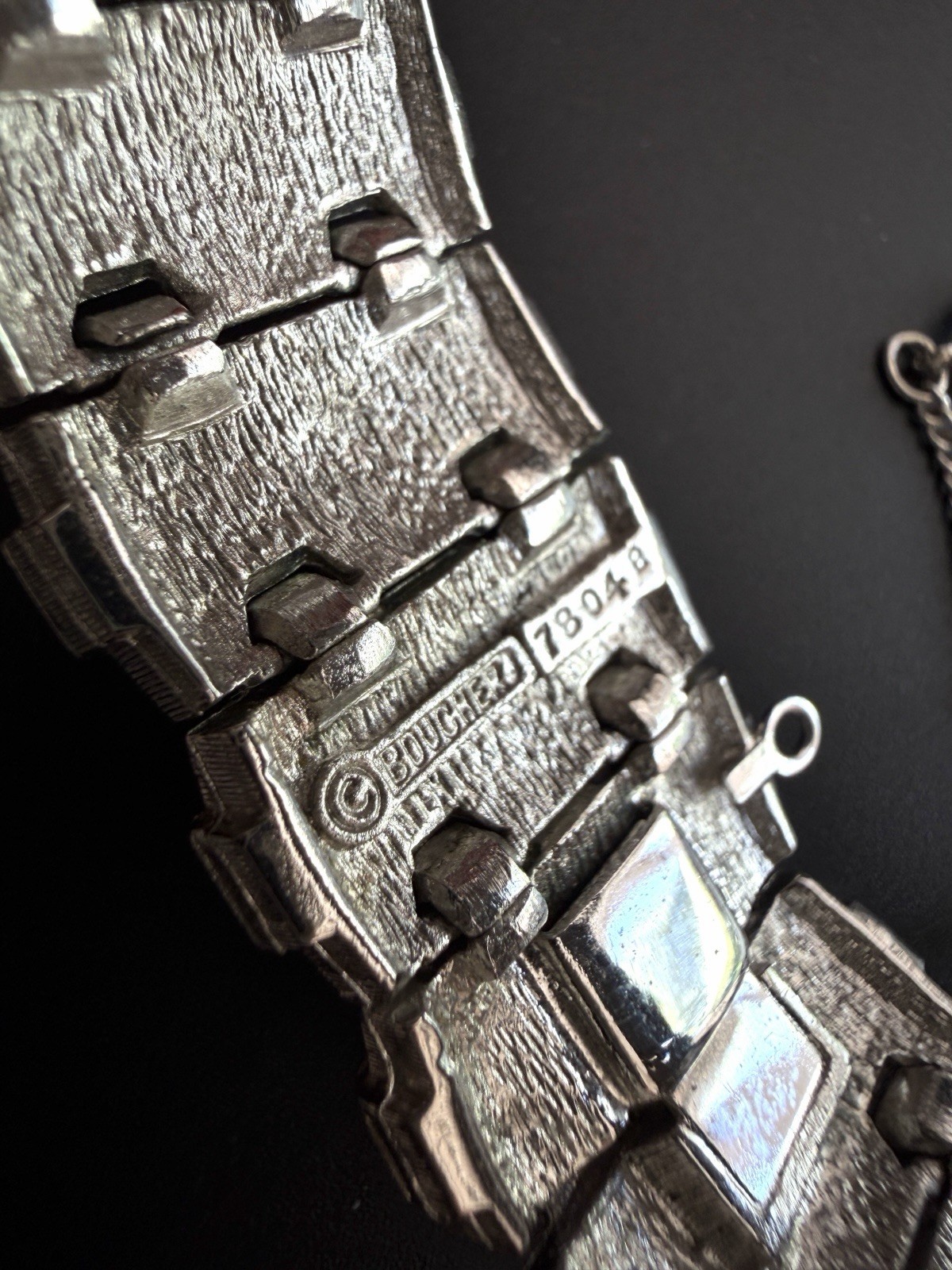 BOUCHER Signed 7804B Silver Hexagon Link Wide Gate Panel Bracelet Safety Chain 7