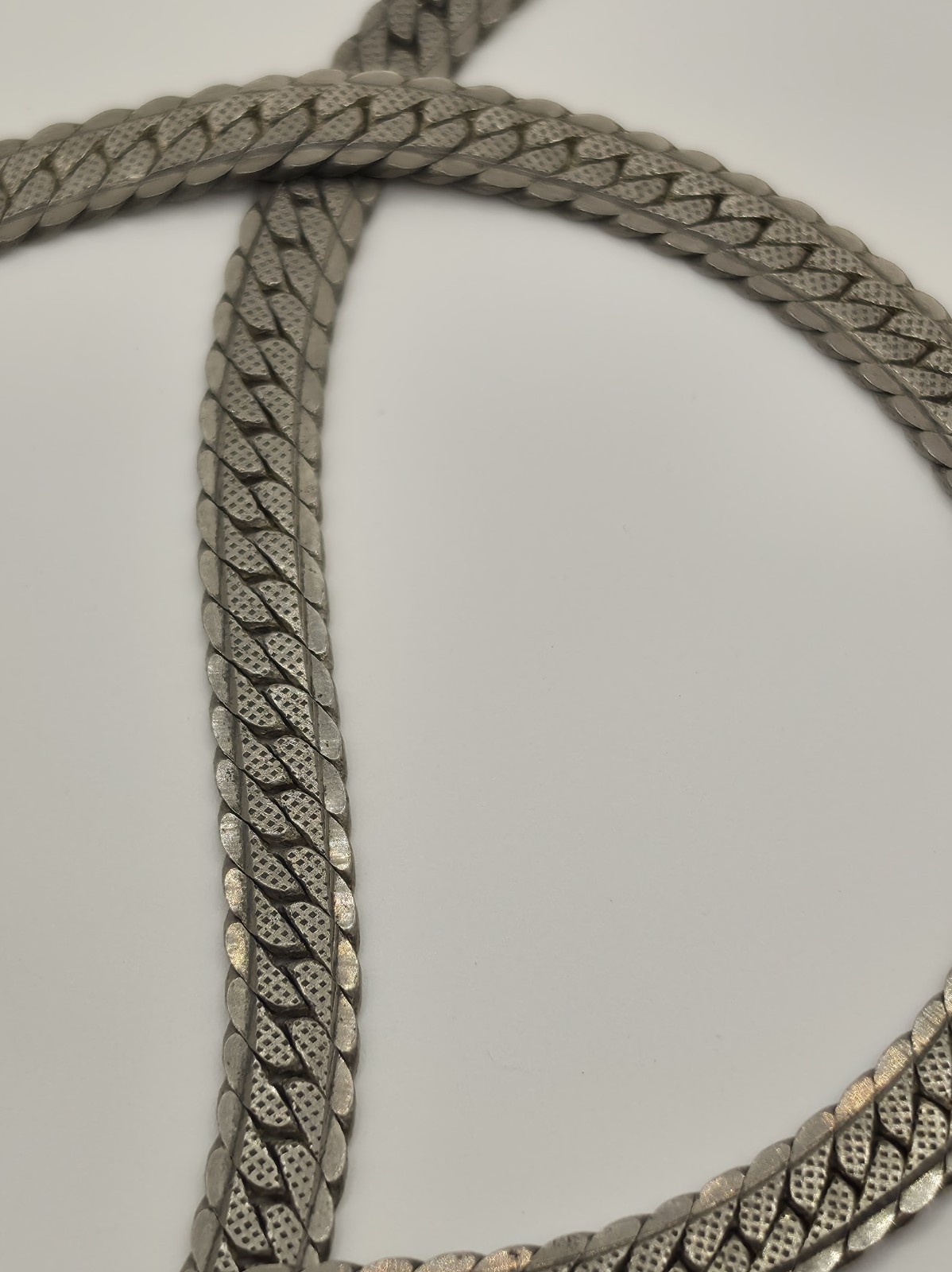 Vintage Sterling Silver 925 Herringbone Chain Necklace – 22″ & 32 Grams Heavy!