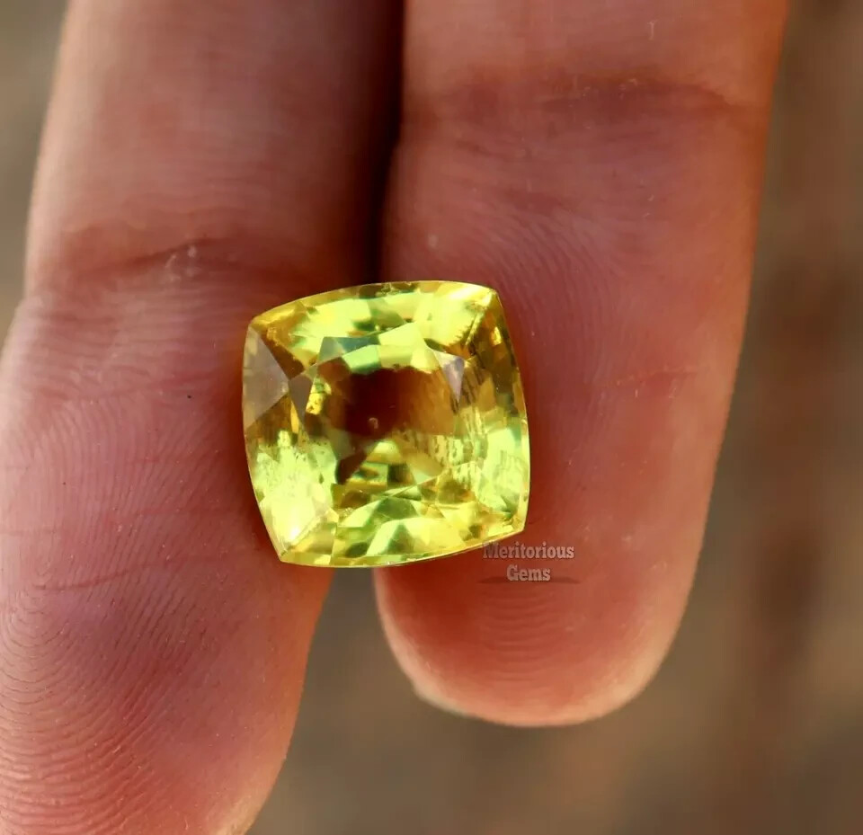 Yellow Superb Sapphire Cushion Cut 10-11 Ct Natural EGL CERTIFIED Loose Gemstone