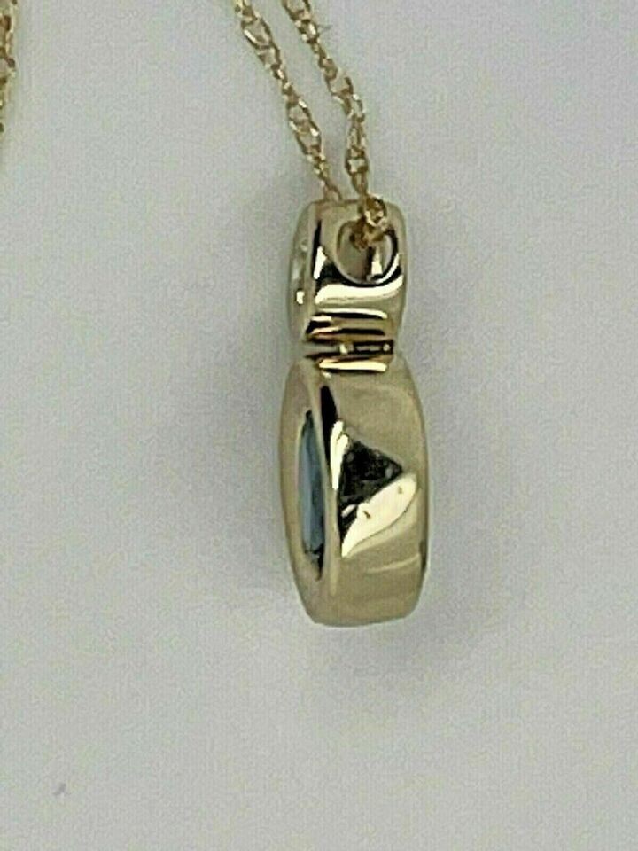 2Ct Oval Cut Lab Created Blue Sapphire Woman Pendant 14K Yellow Gold Free Chain
