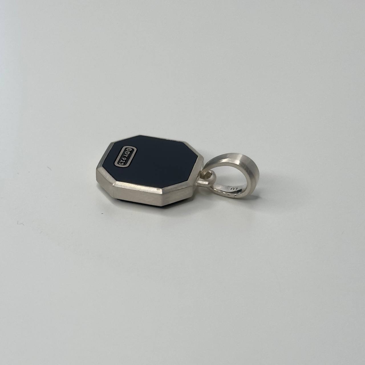 Authentic david yurman men’s pendant black onyx sterling silver amulet