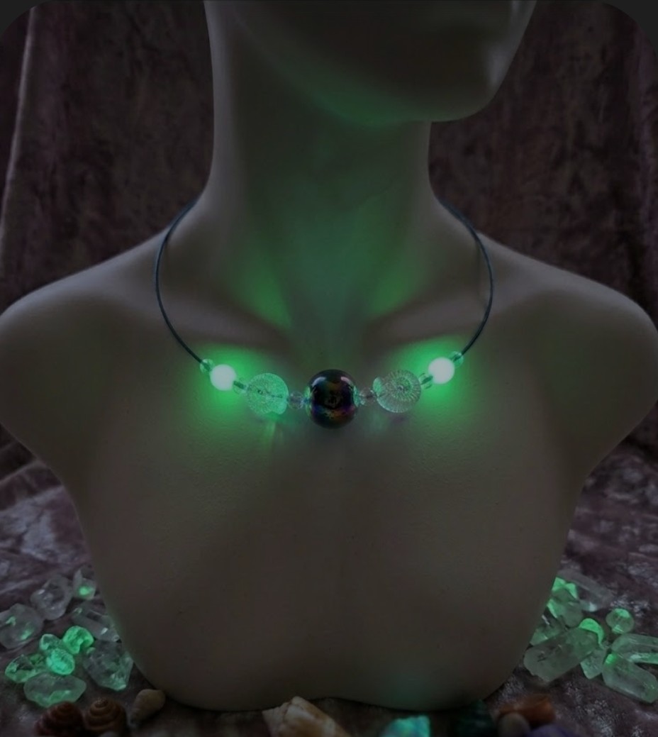 BigTimeRockShow Sea Treasure Iridescent Orb & Glass Nautilus Glow In The Dark
