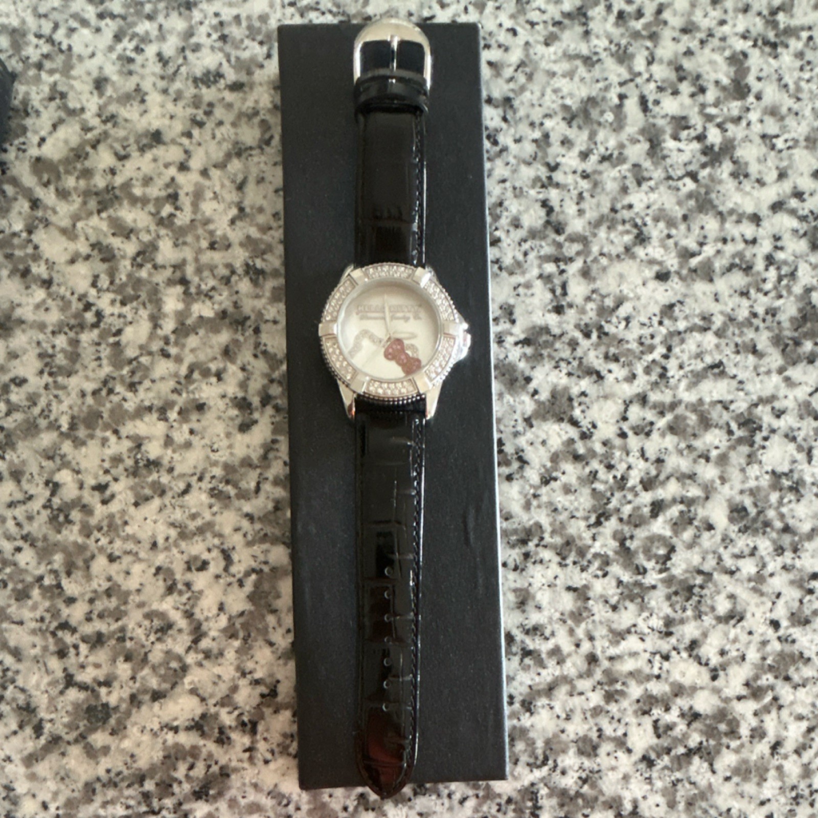Zales Women’s Quartz Analog Dress Watch 26mm Silver Case Black Leather Strap