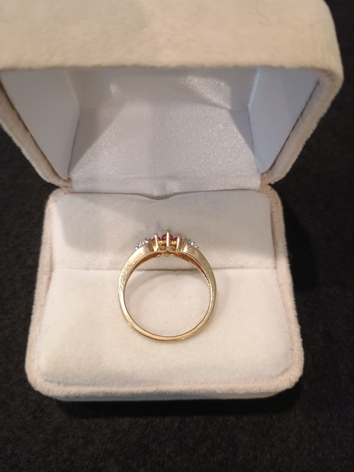 Vintage 10K Yellow Gold Marquise Ruby & Diamond Accent 1.72g Band Ring Size 7.25