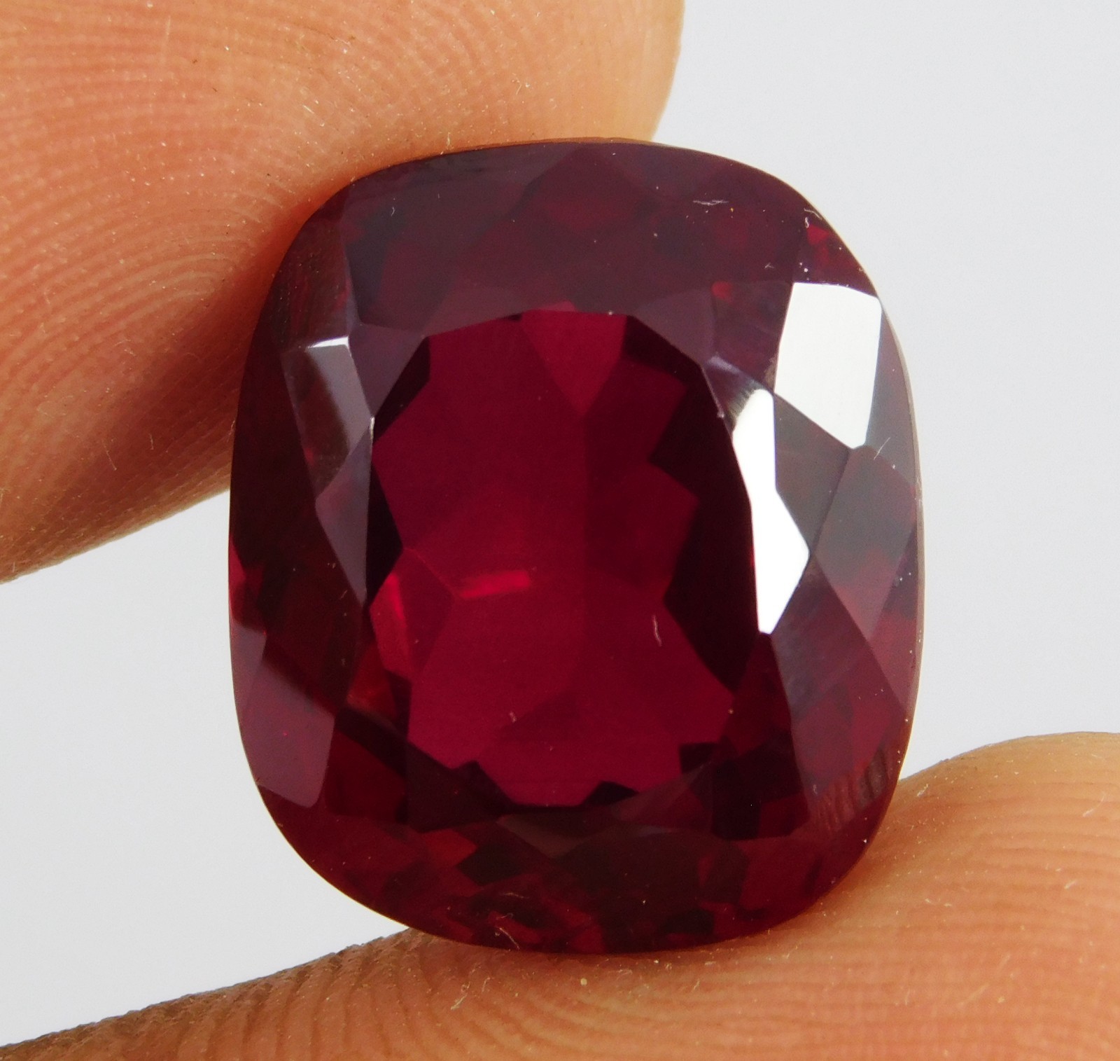 Certified 24.40 Ct Natural Burma Pigeon Blood Red Ruby Loose Gemstone Unheated