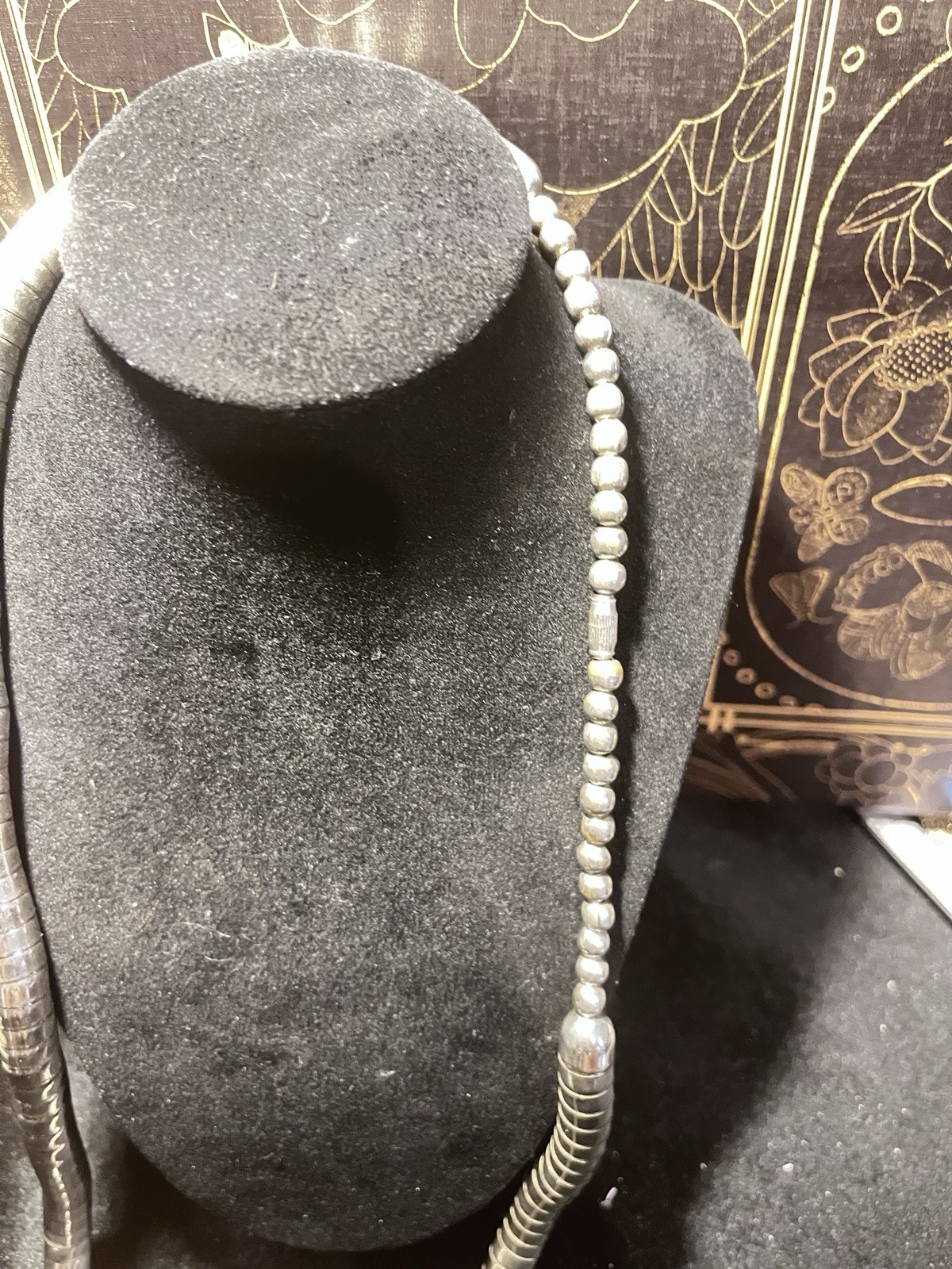 Silver Tone Snake Chain Statement Necklace Metal Chain, No Stone, Undated