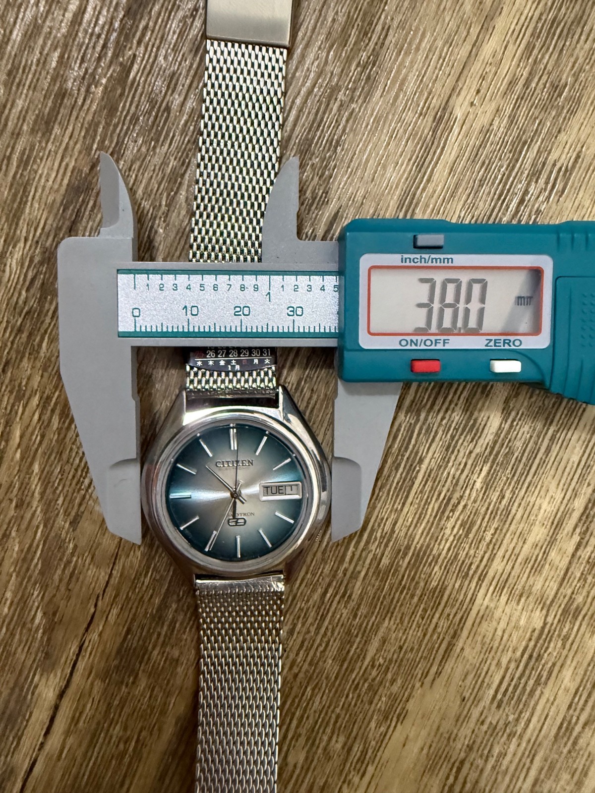 Vintage Citizen Electronic Cal.7804 Blue Sunburst Day Date 38mm Mesh Japan