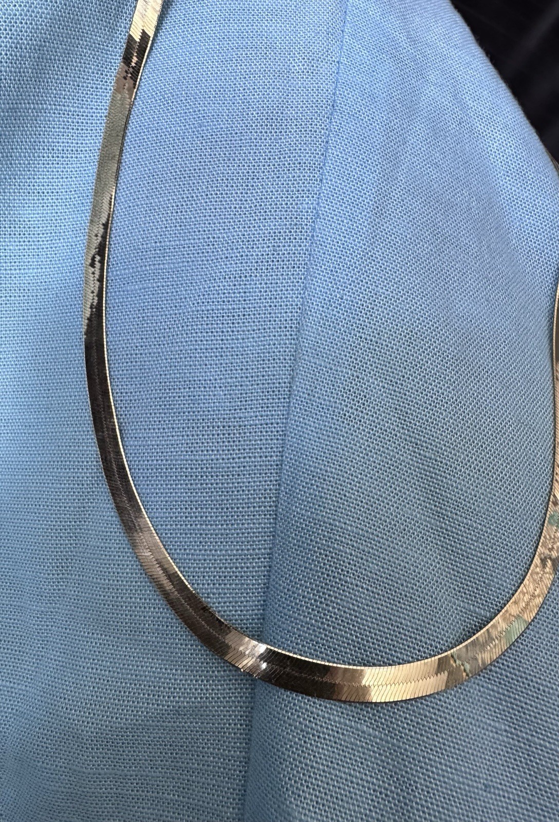 14k 20 Inch 5 mm Herringbone Necklace 9 grams Made In Italy