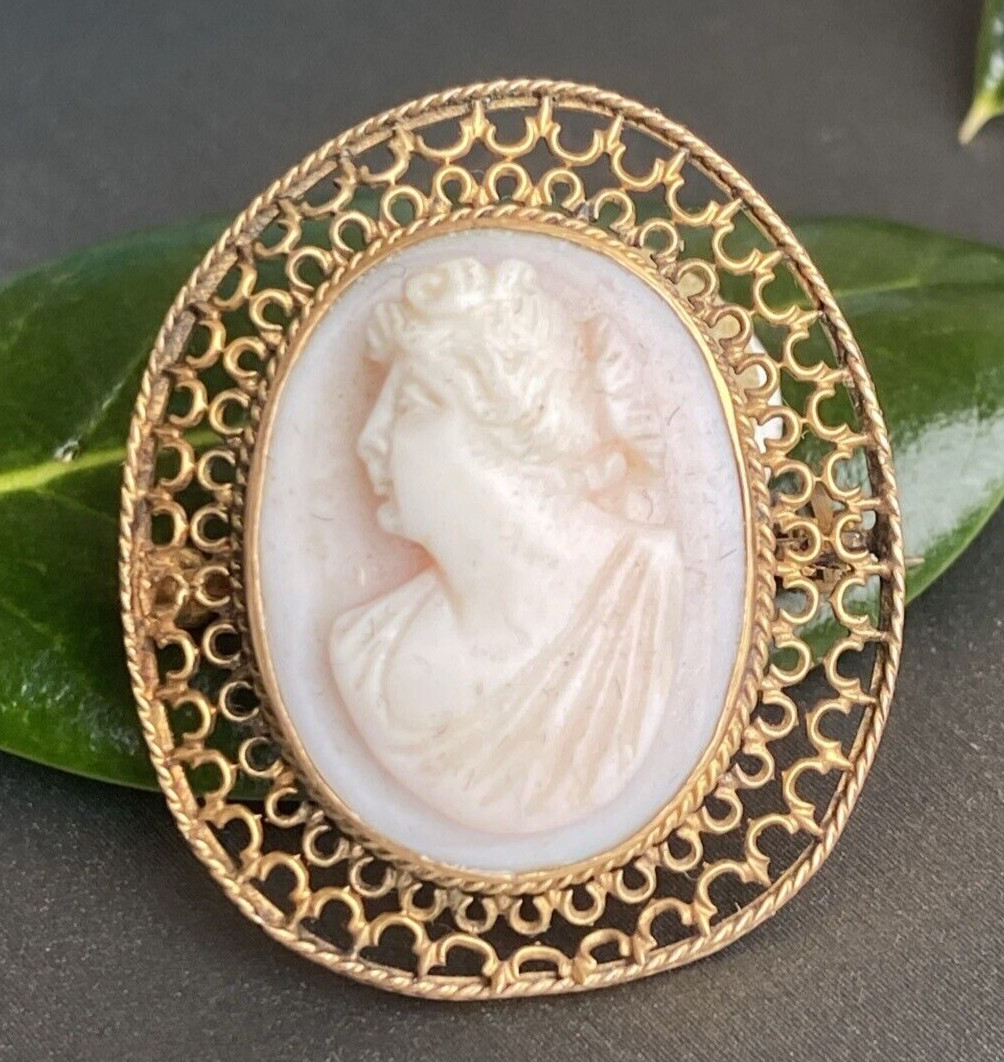14K Yellow Gold Coral Cameo Brooch Antique Goddess Beauty Profile Fine Jewelry