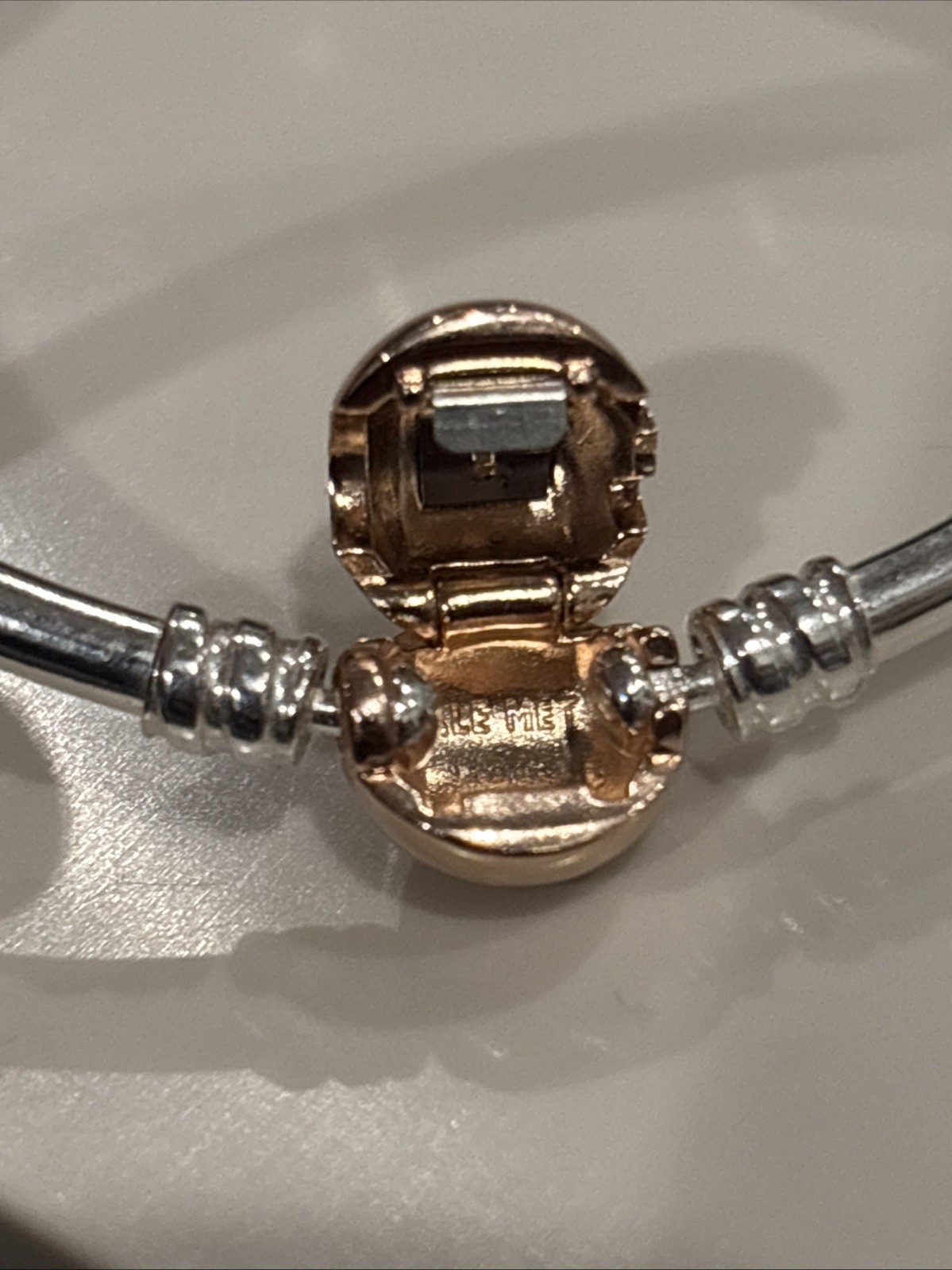 PANDORA moments Ster Silver & 14K Rose Gold Plated Bangle Bracelet 580713 7.5”