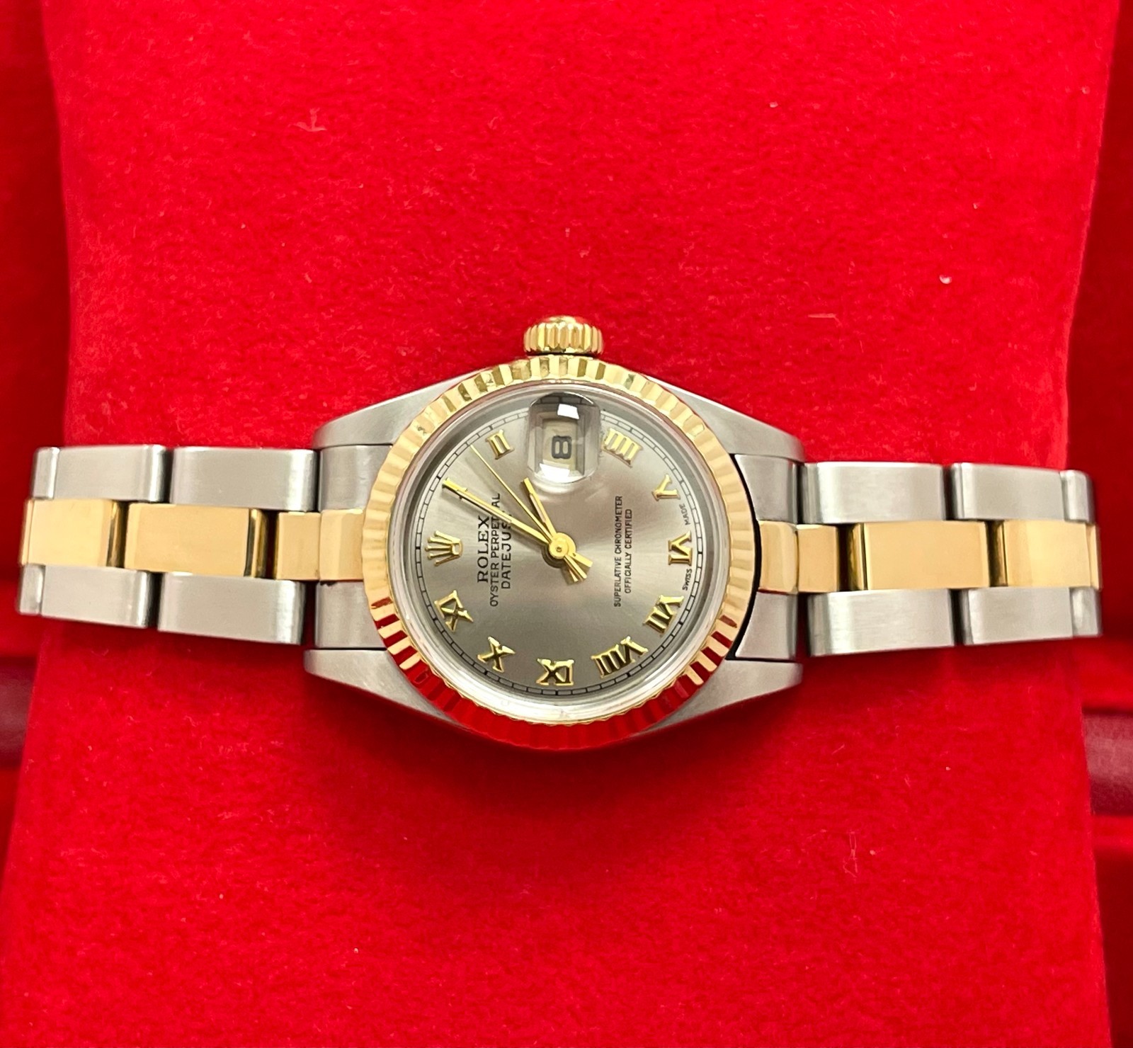 ROLEX DATEJUST 69173 TWO TONE SILVER ROMAN DIAL 26MM NO HOLES WITH BOX 1997-1998