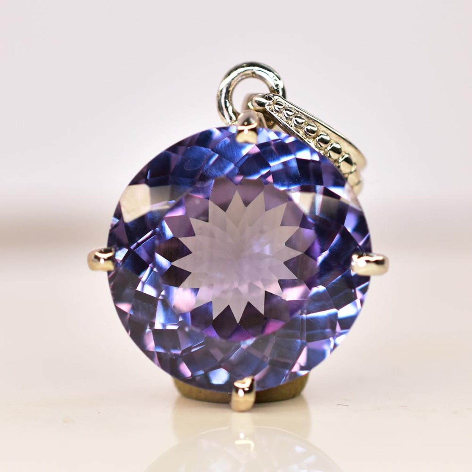 Natural 36.20 CT Color Change Alexandrite Certified Gemstone Pendant 925 Silver