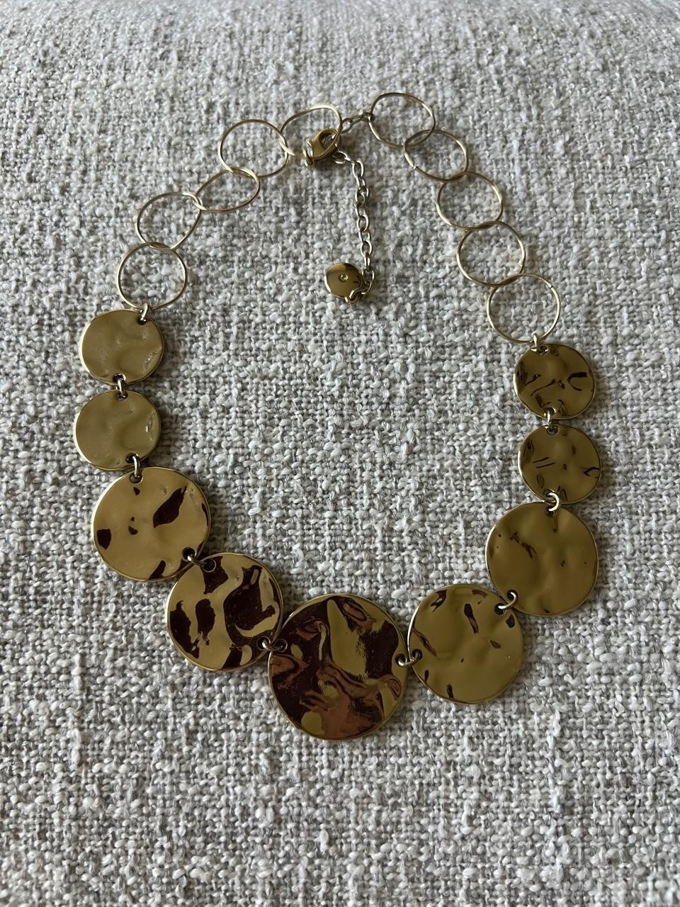 Hammered Disc Collar Necklace