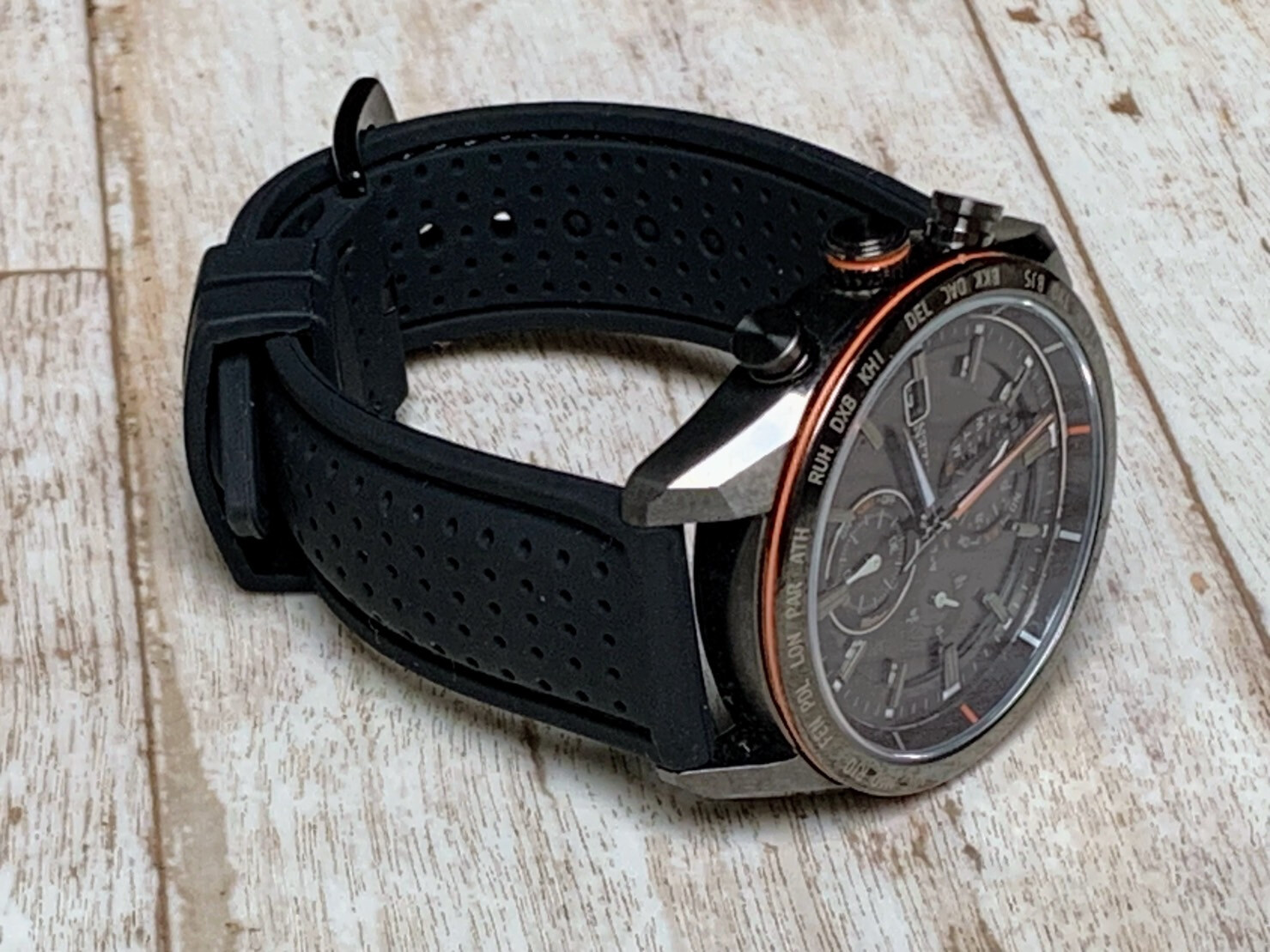 Universal Silicone Watch Band Strap Rubber Waterproof Men’s Black 19-24MM Hoop
