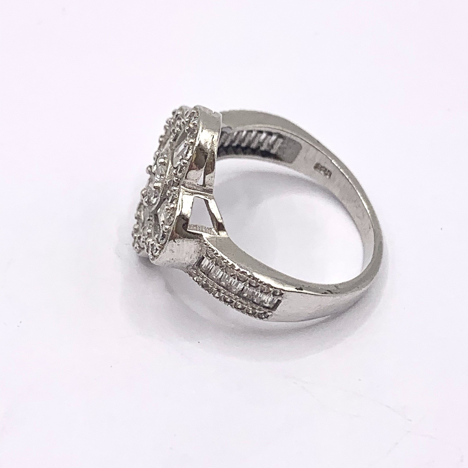 CZ Cluster 925 Sterling Silver Ring Ornate Flower Round Baguette Cut – Size P