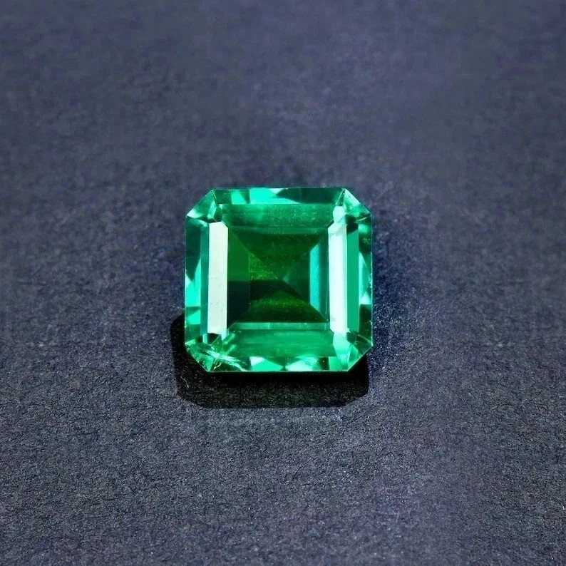 Natural Exquisite 11.95Ct Zambian Green Emerald GIE Certified Asscher Loose Gem