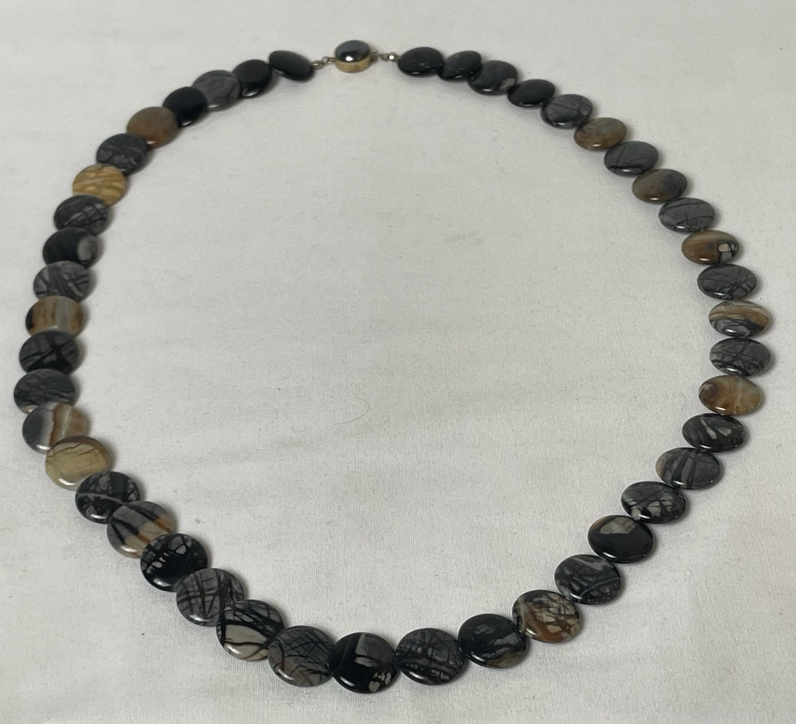 Vintage Disc Link Necklace 28” Gray Beige Streaked Faux Stones Box Clasp